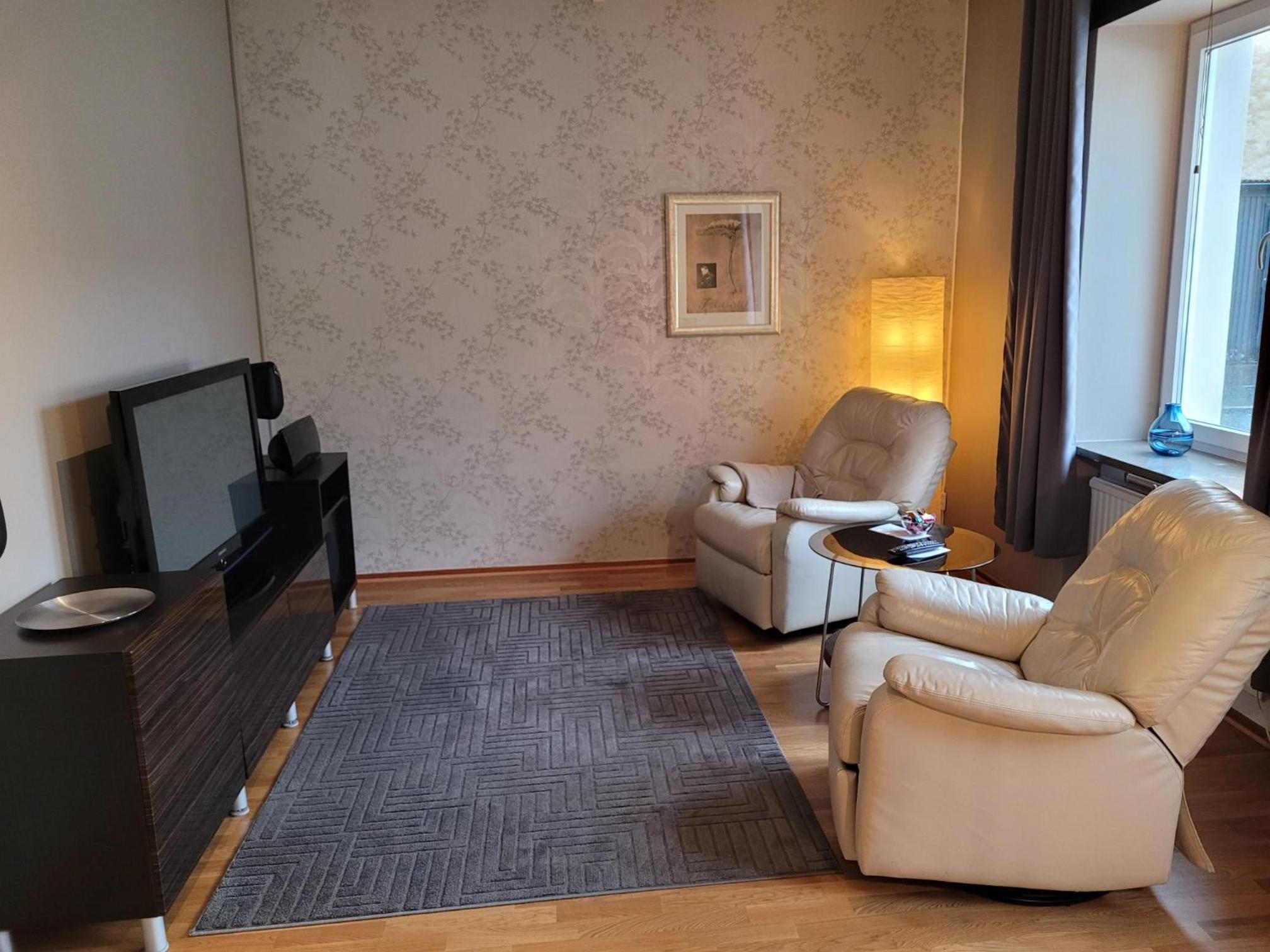 One-Bedroom Apartment (2 Adults)