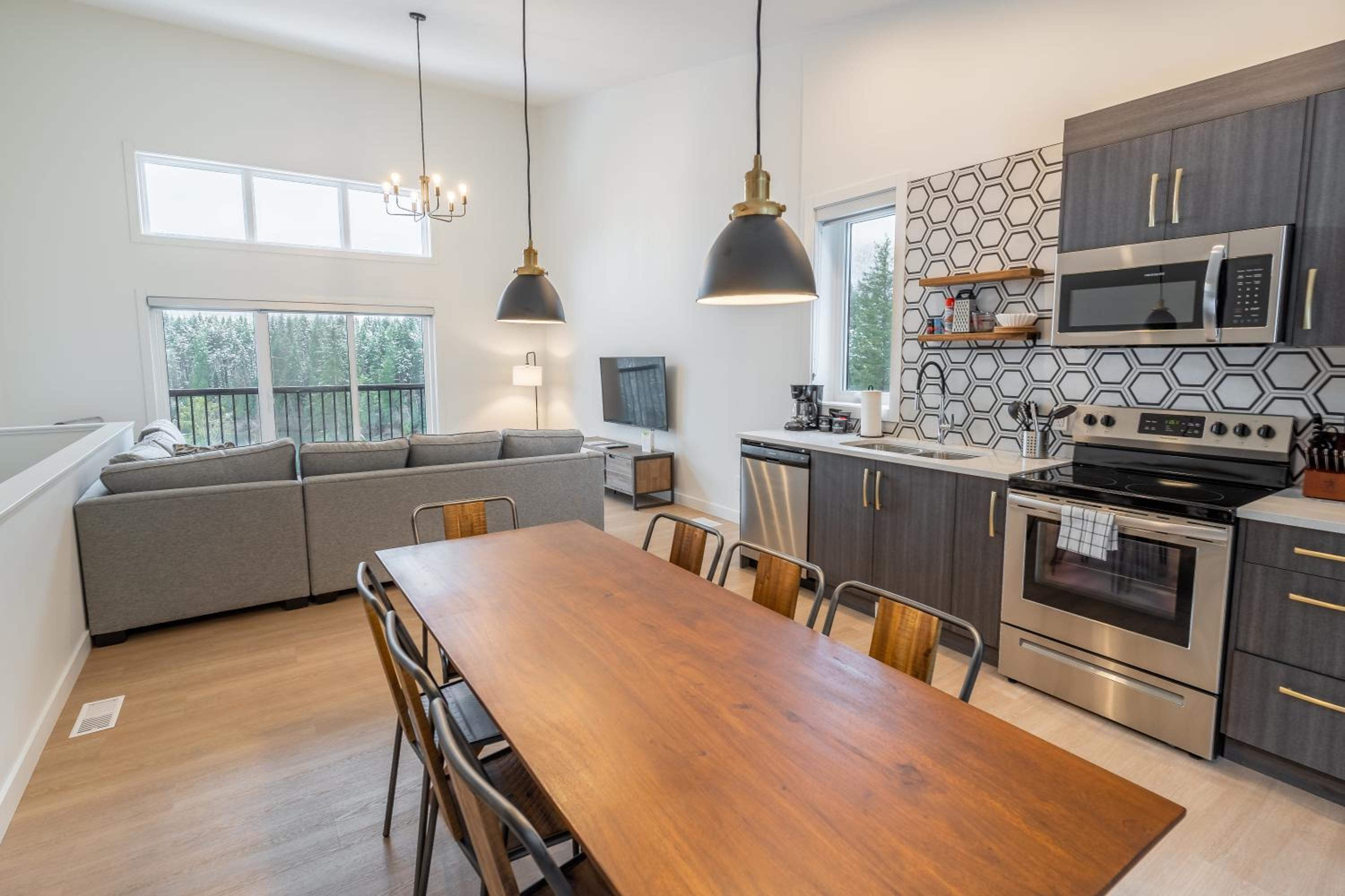 Five-Bedroom Apartment