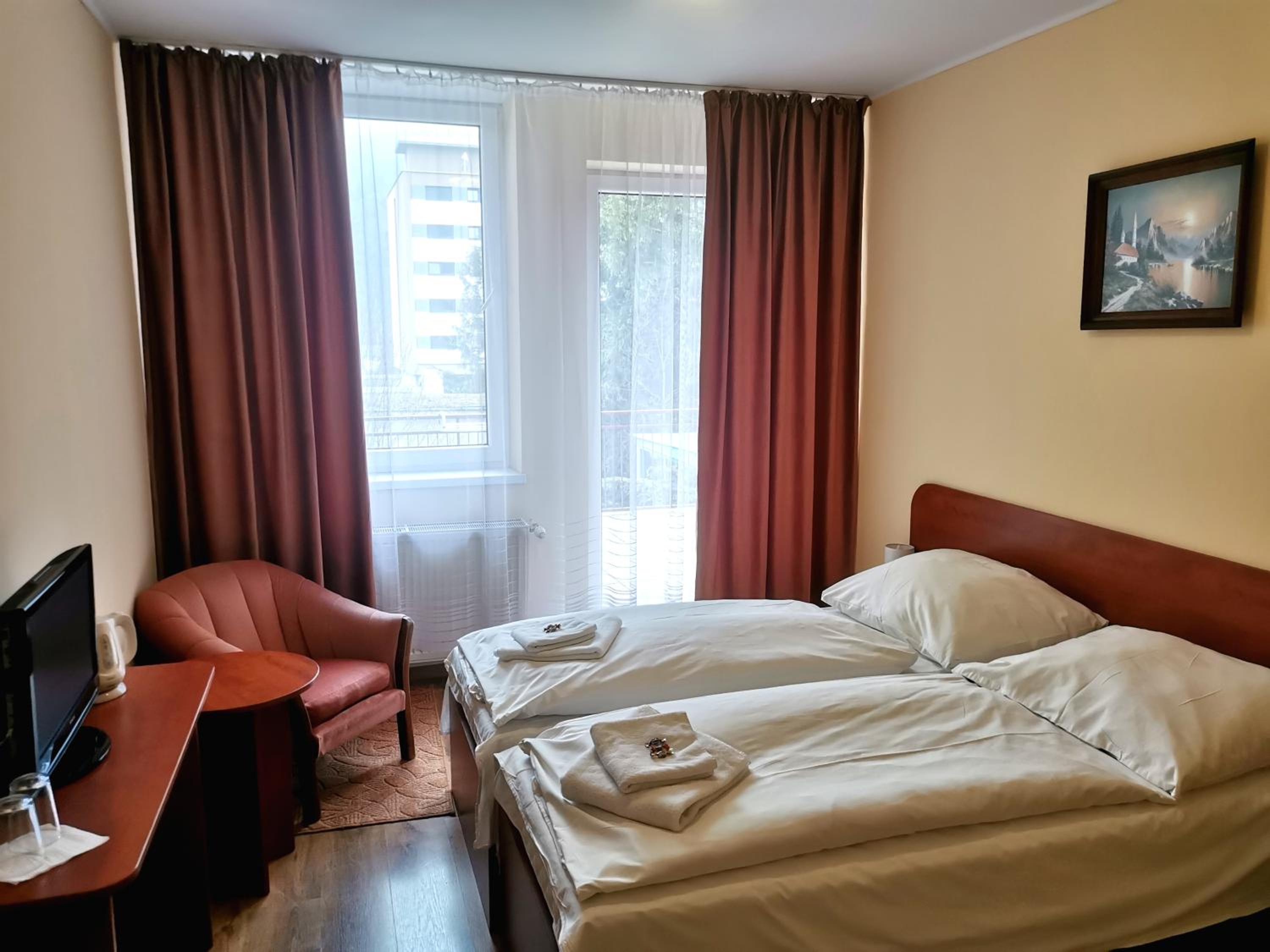 Double or Twin Room with Terrace