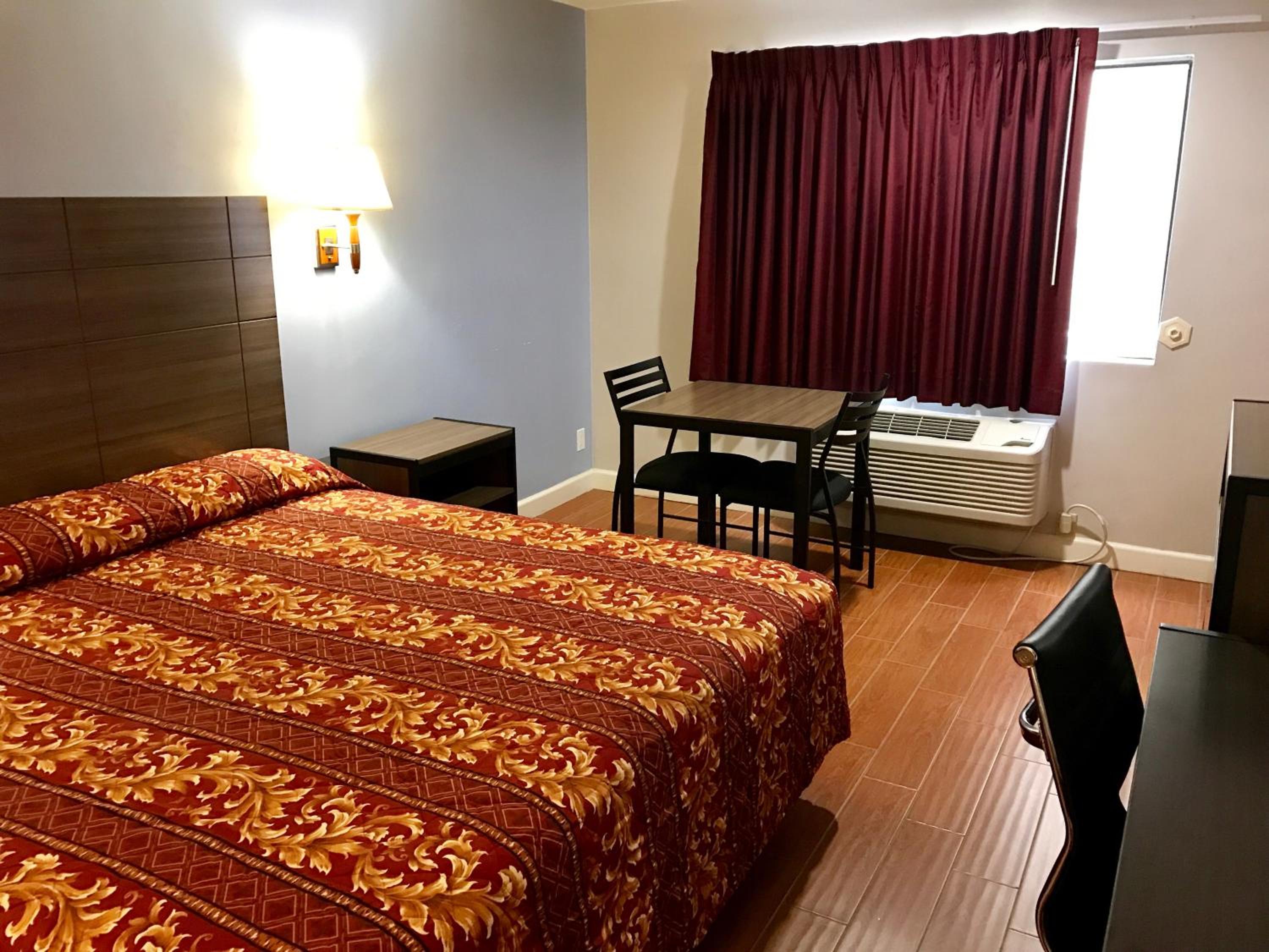 King Suite with Spa Bath