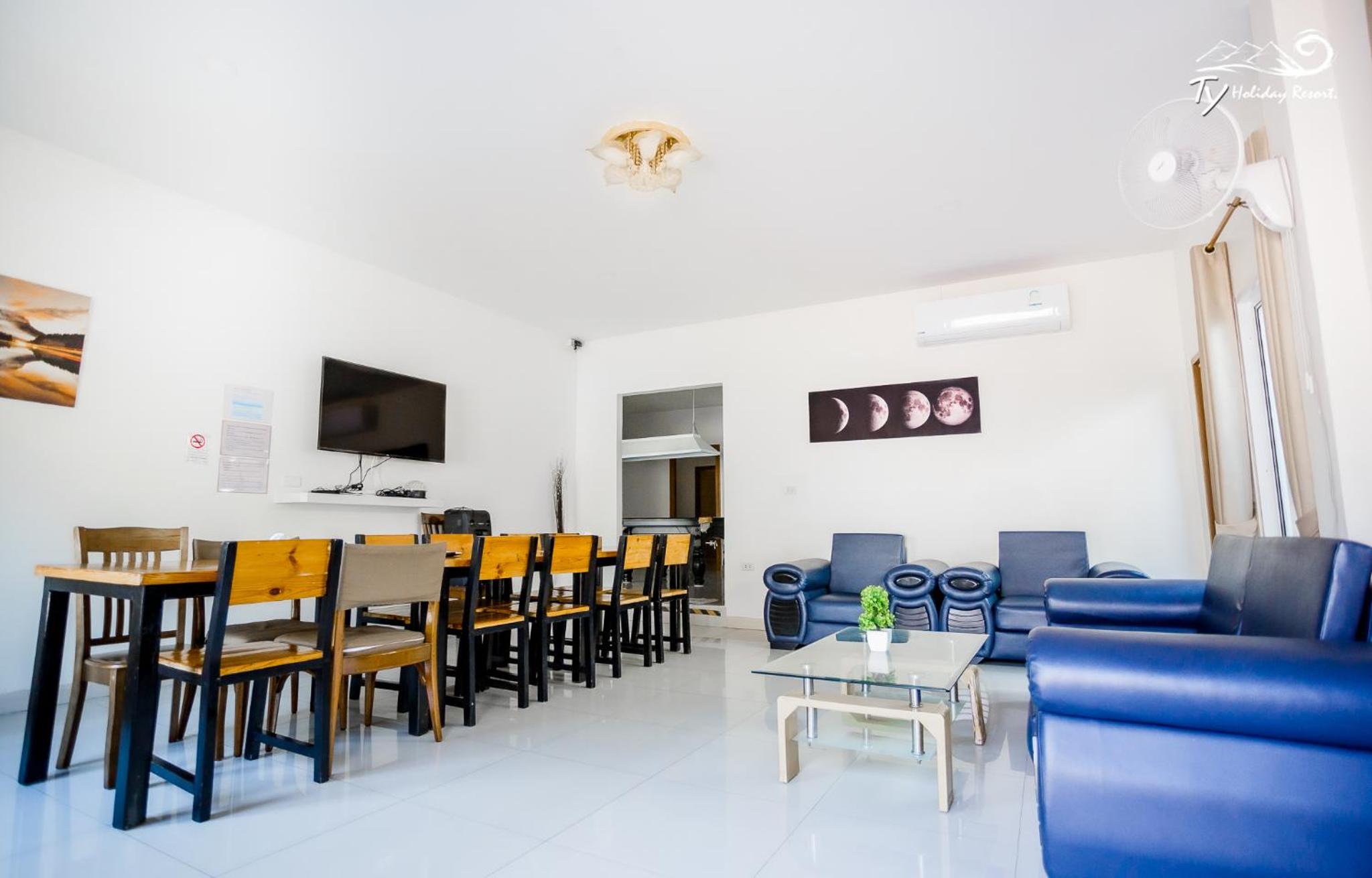 Seven-Bedroom Villa with Private Pool 217