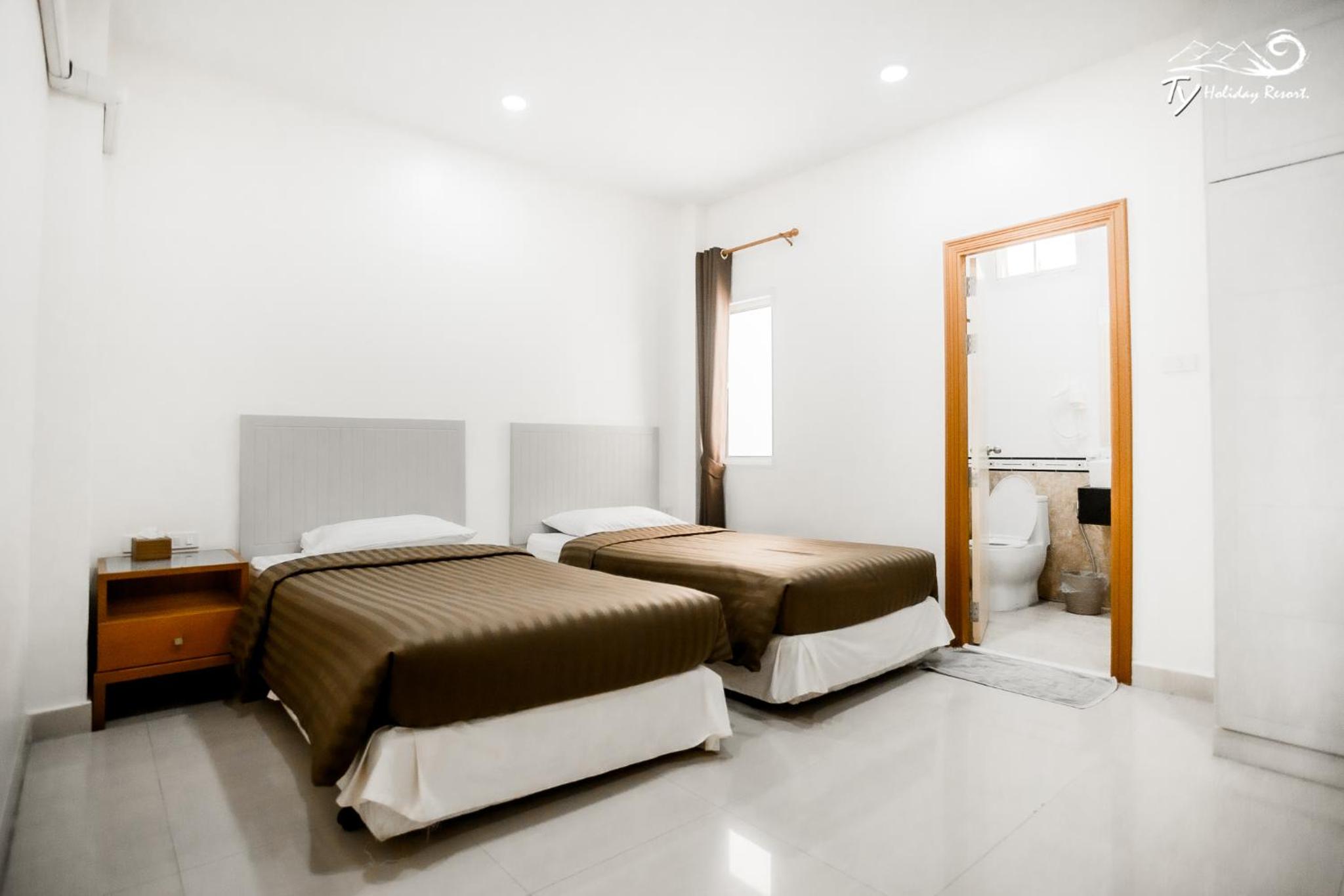 Seven-Bedroom Villa with Private Pool 217