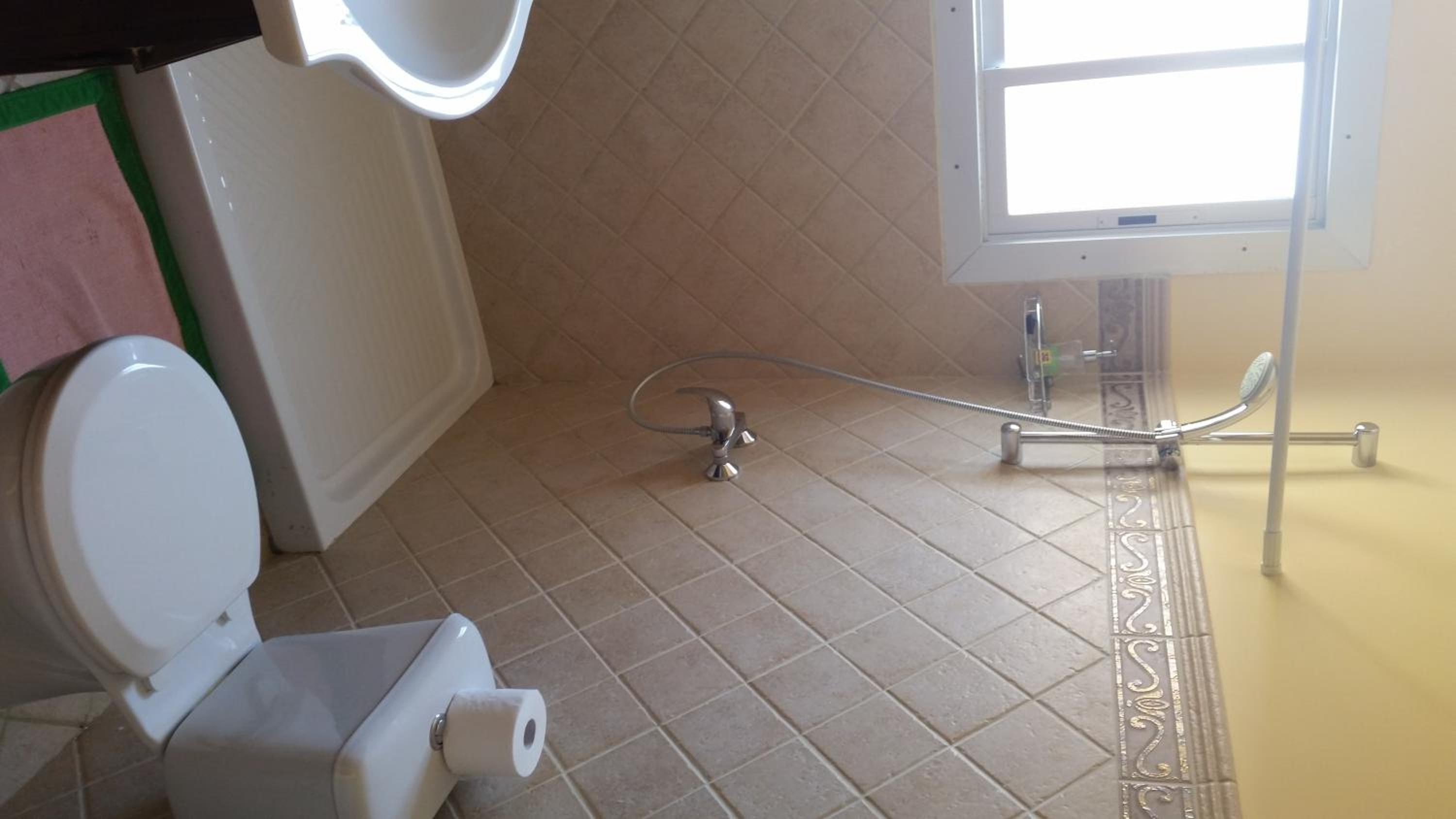 One-Bedroom Apartment (2 - 3 Adults)