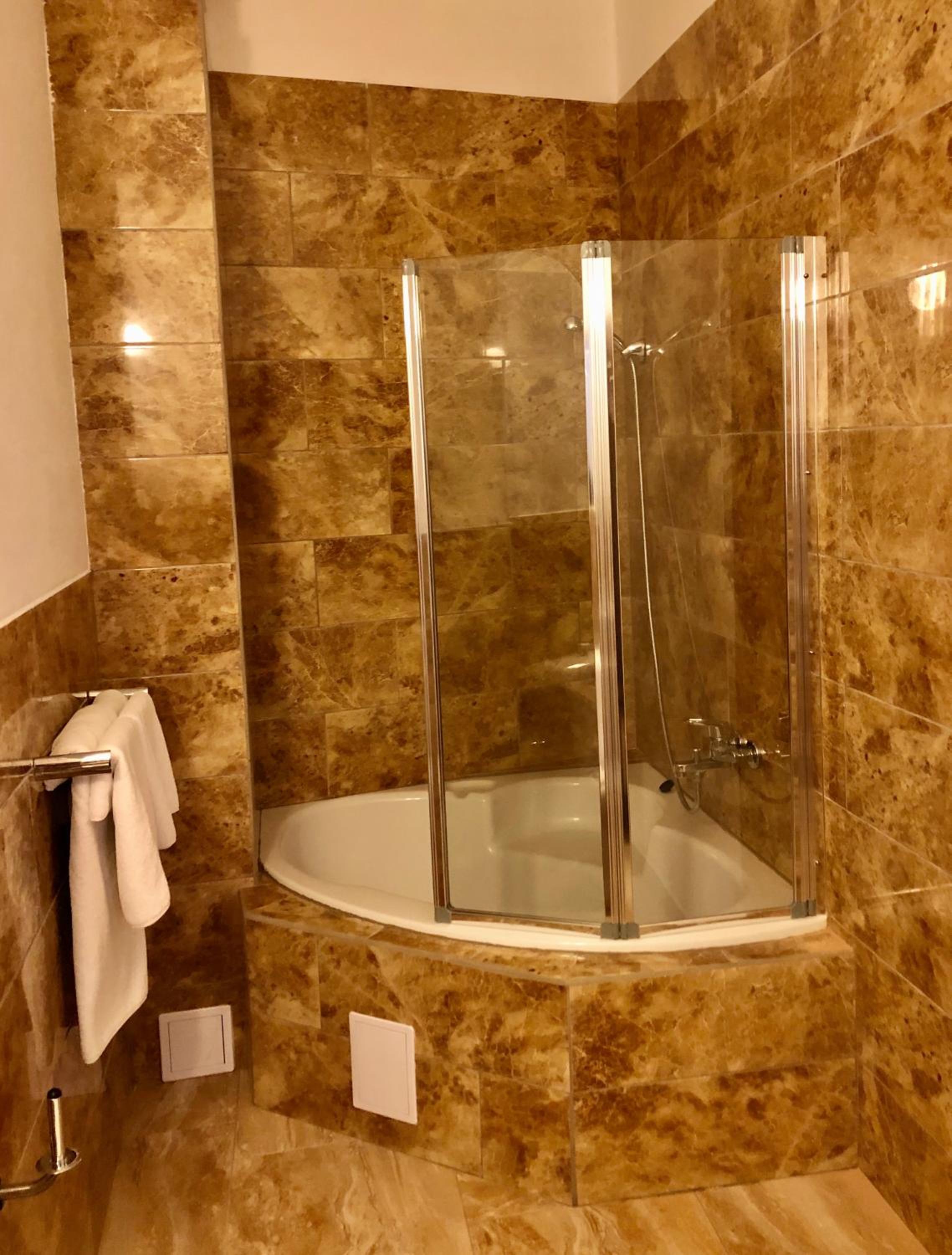 Standard Double Room with 2 Extra Beds