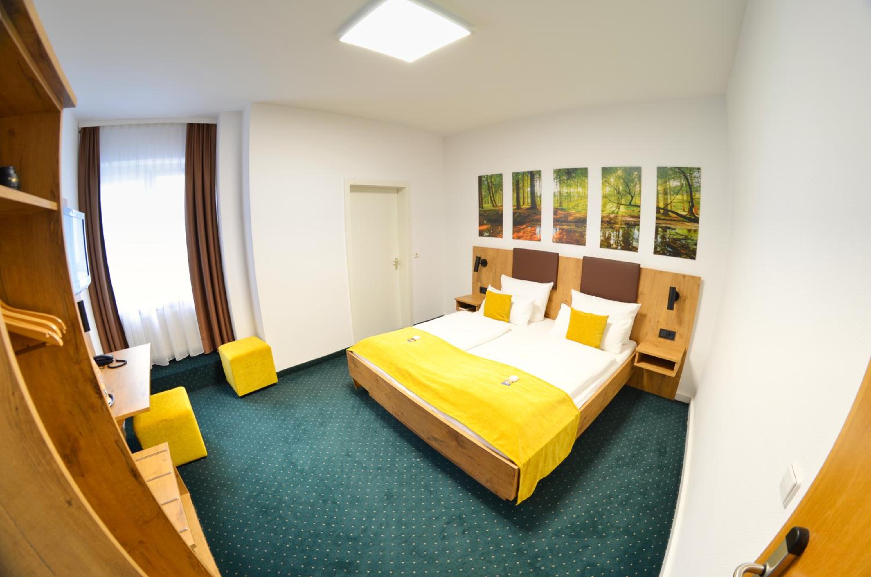 Large Double Room