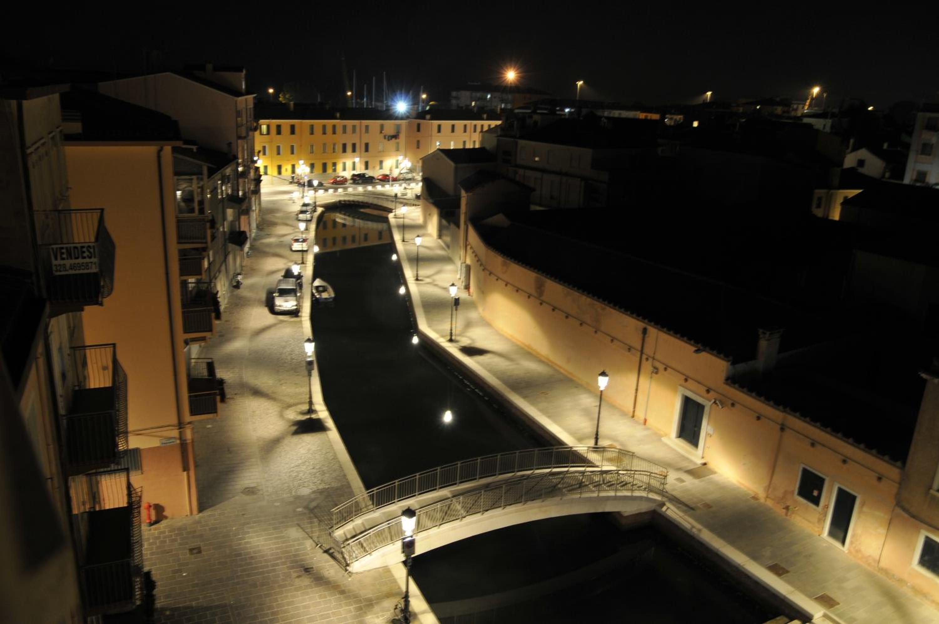 Economy Triple Room with Canal View