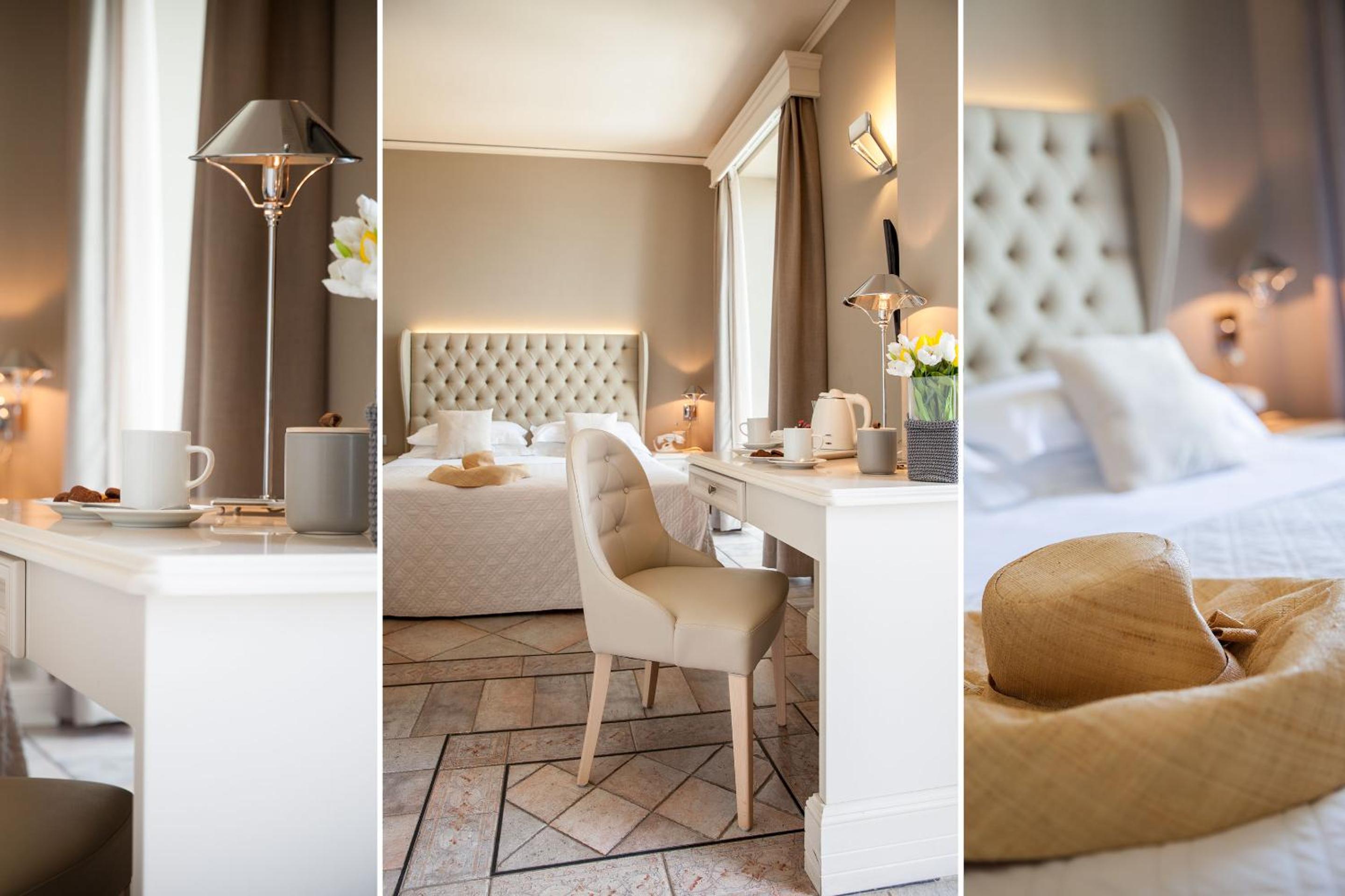 Double Room with Balcony and Sea View