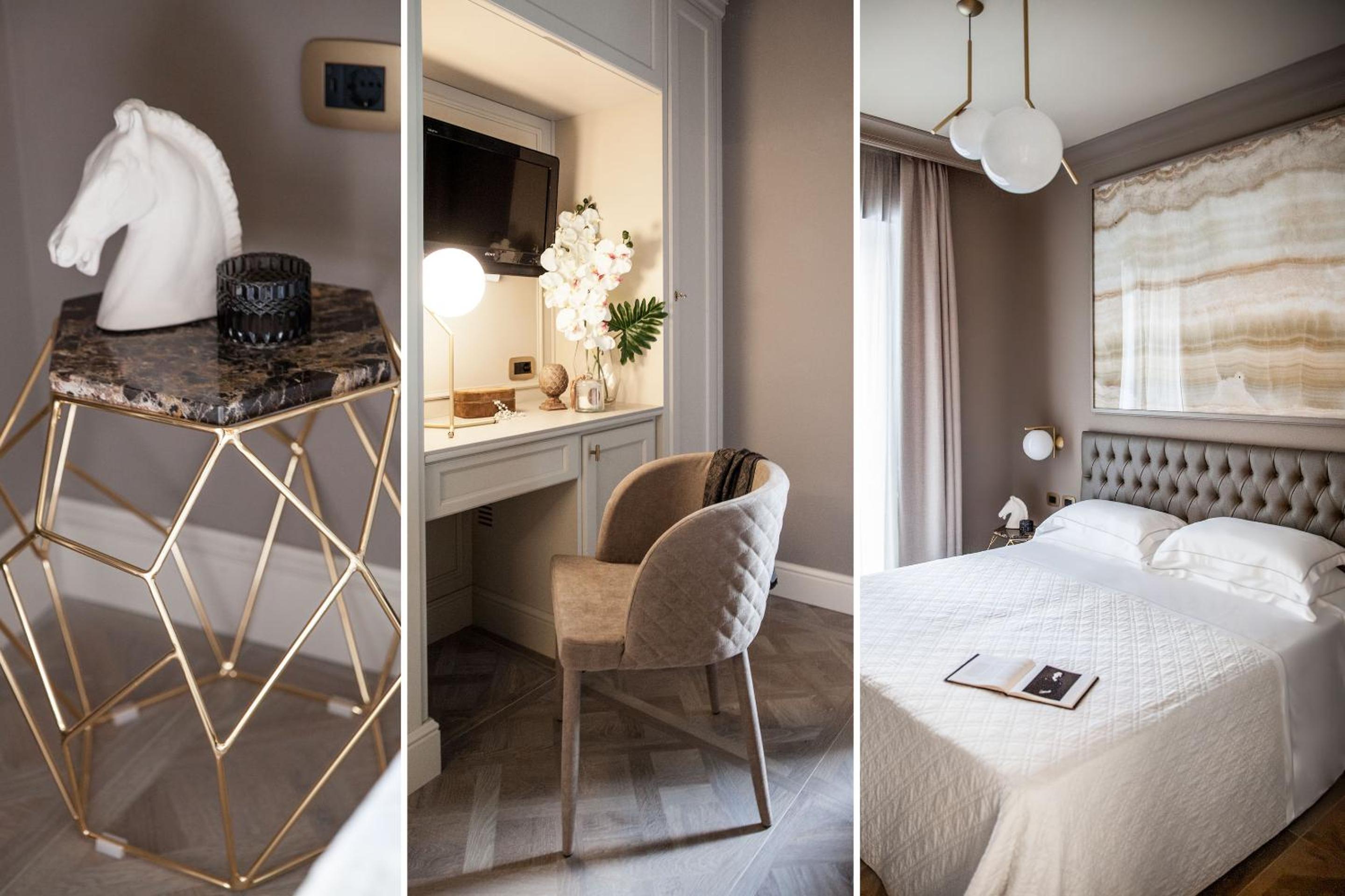 Double Room with Balcony and Sea View