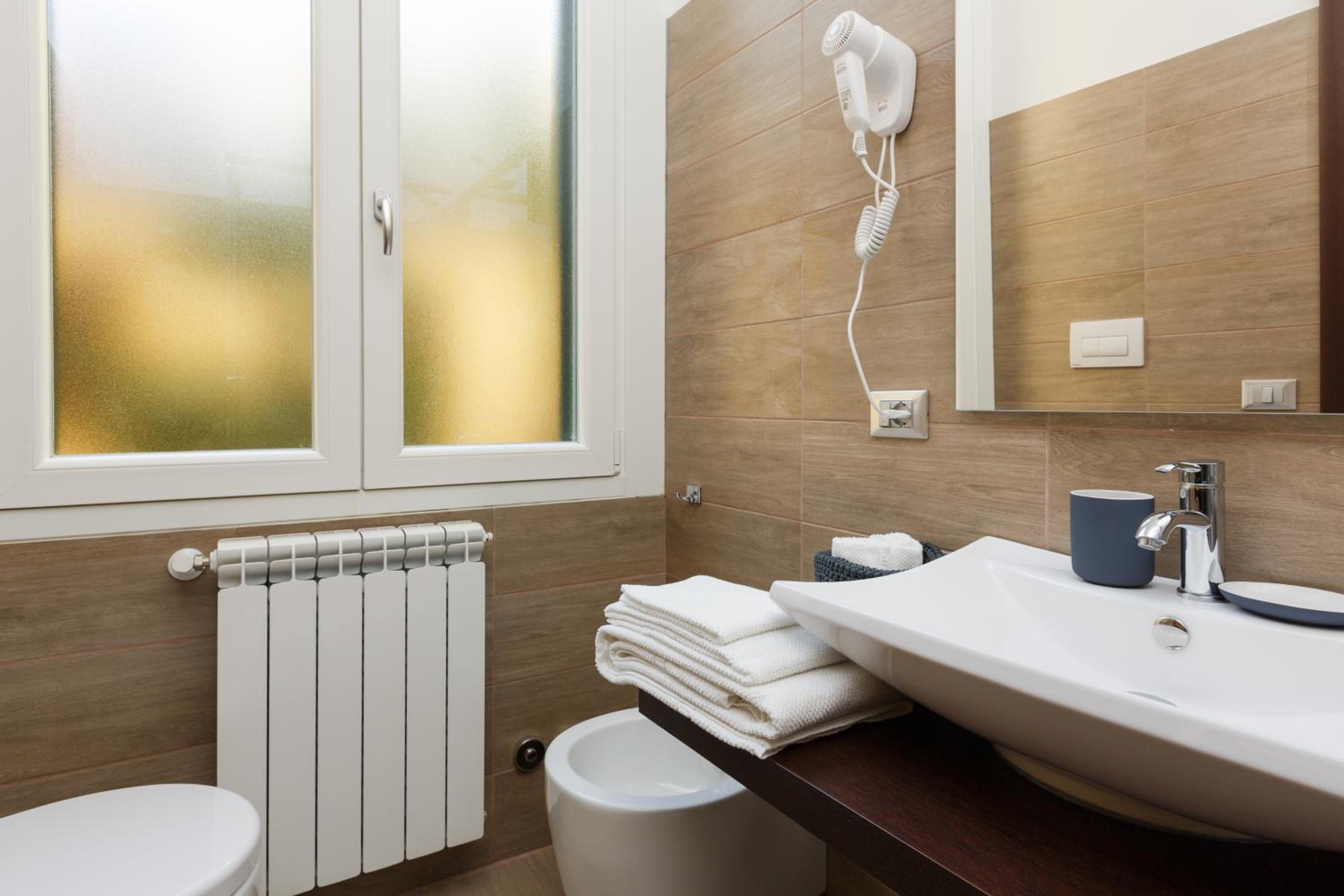 Deluxe Double or Twin Room with Balcony