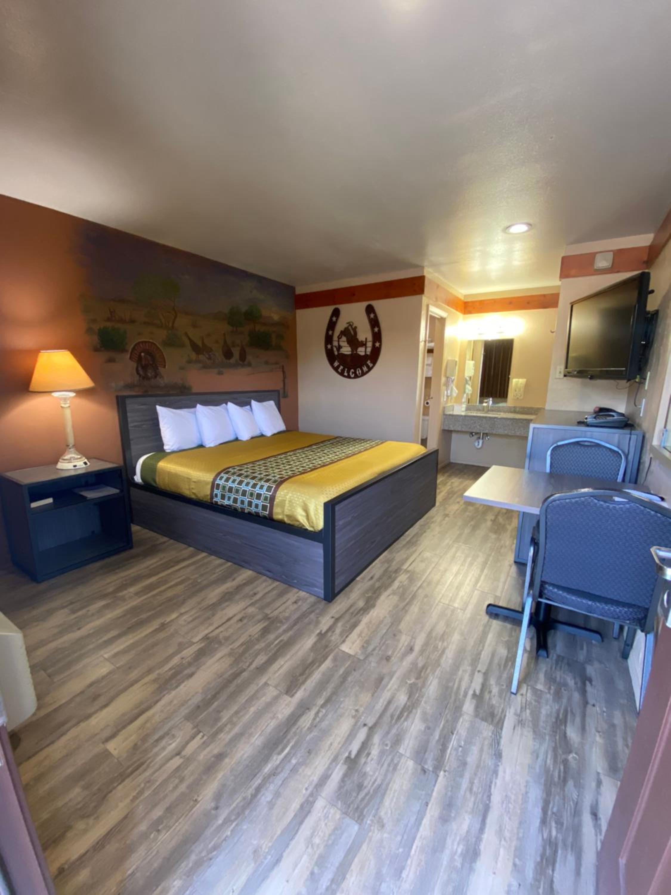 King Room - Non-Smoking