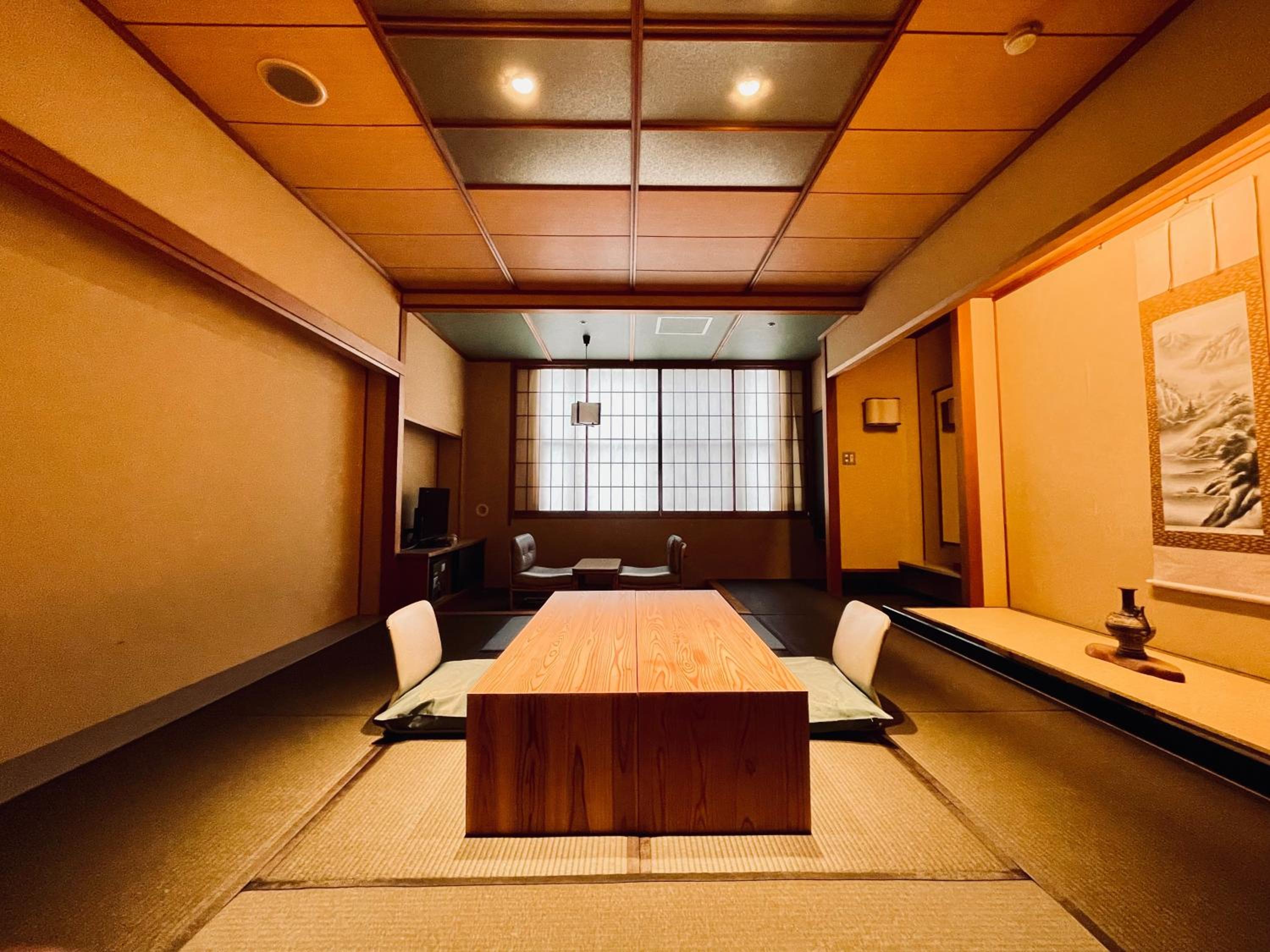Japanese-Style Quadruple Room