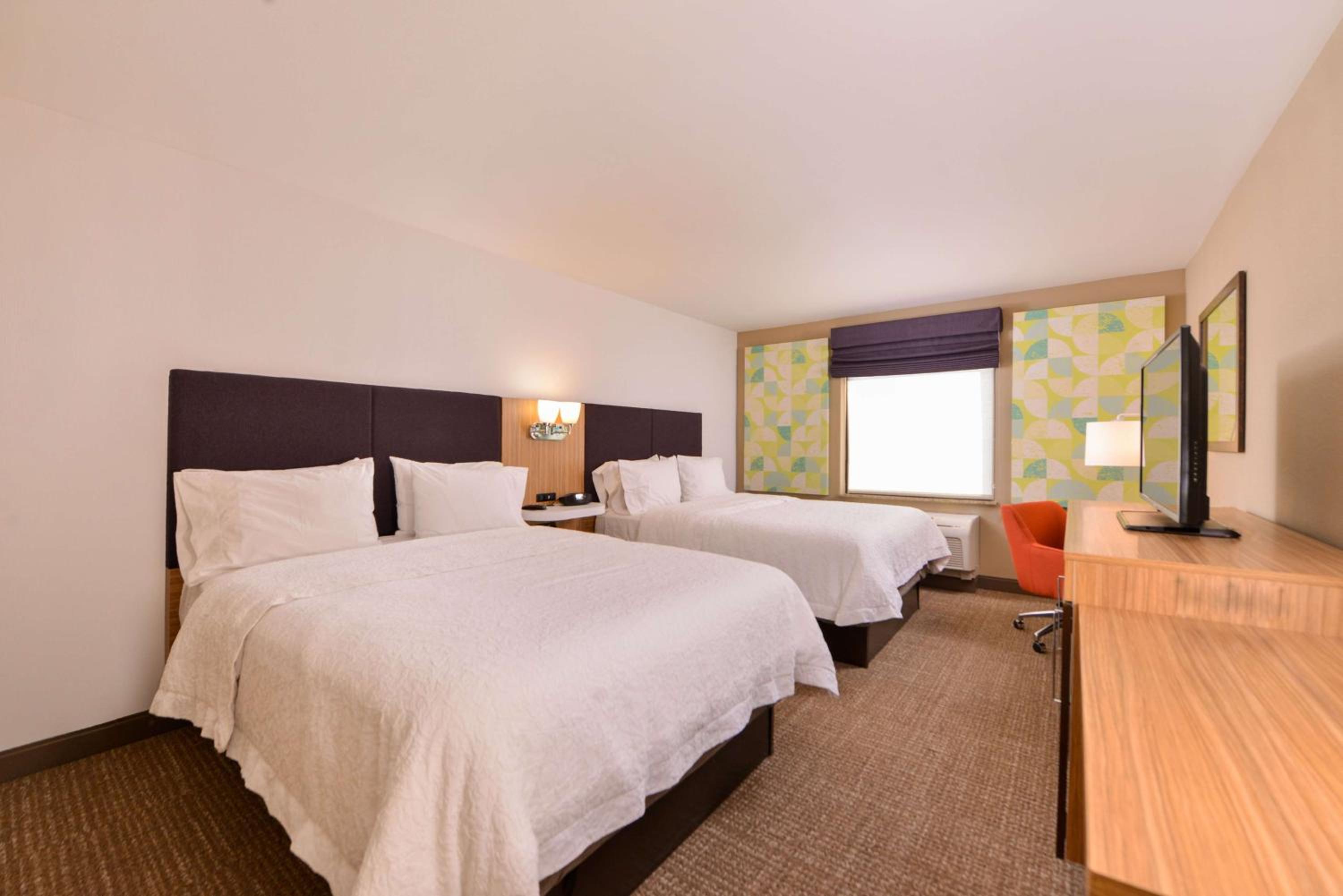 Room with Two Queen Beds - Non-Smoking