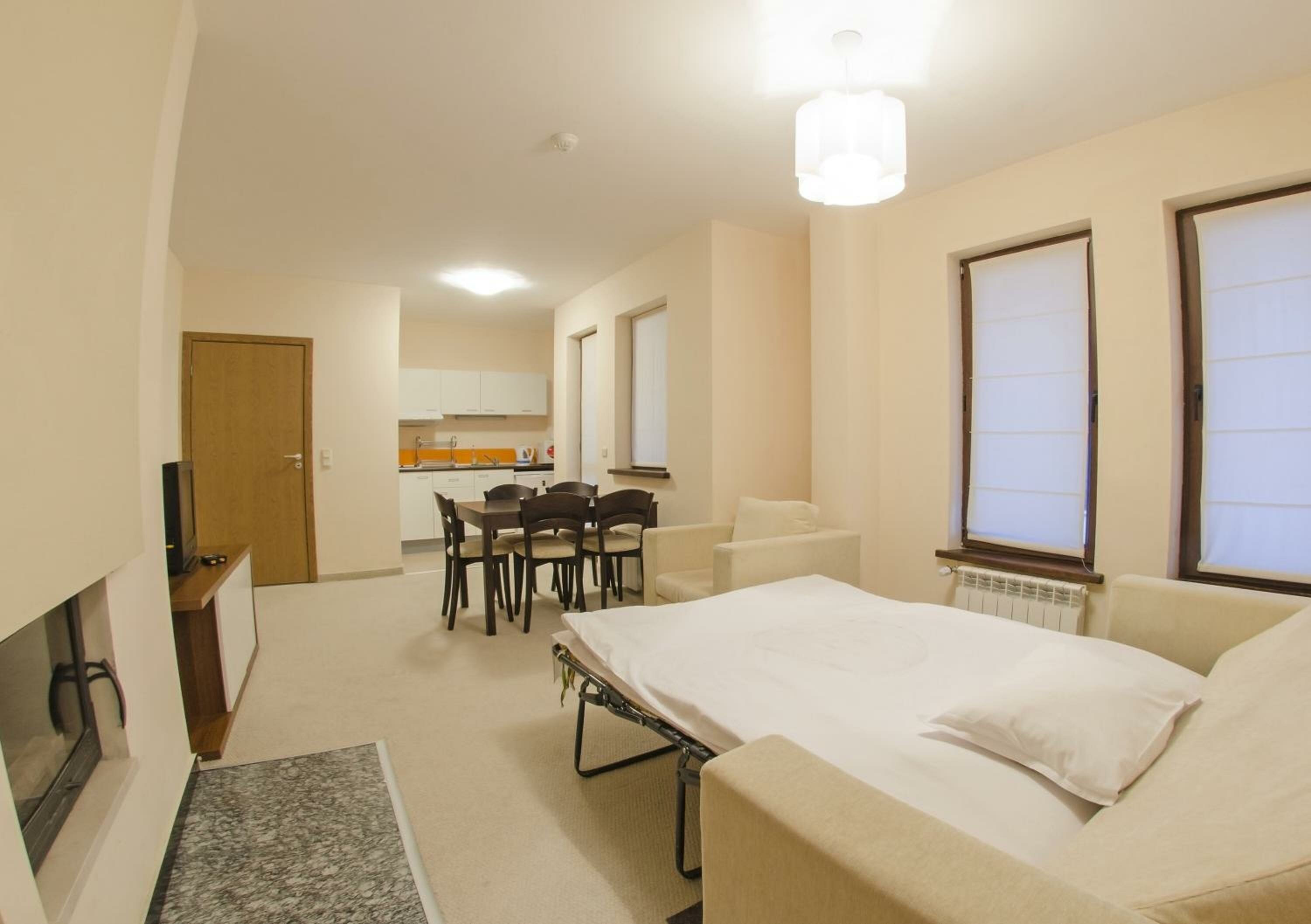 One-Bedroom Apartment