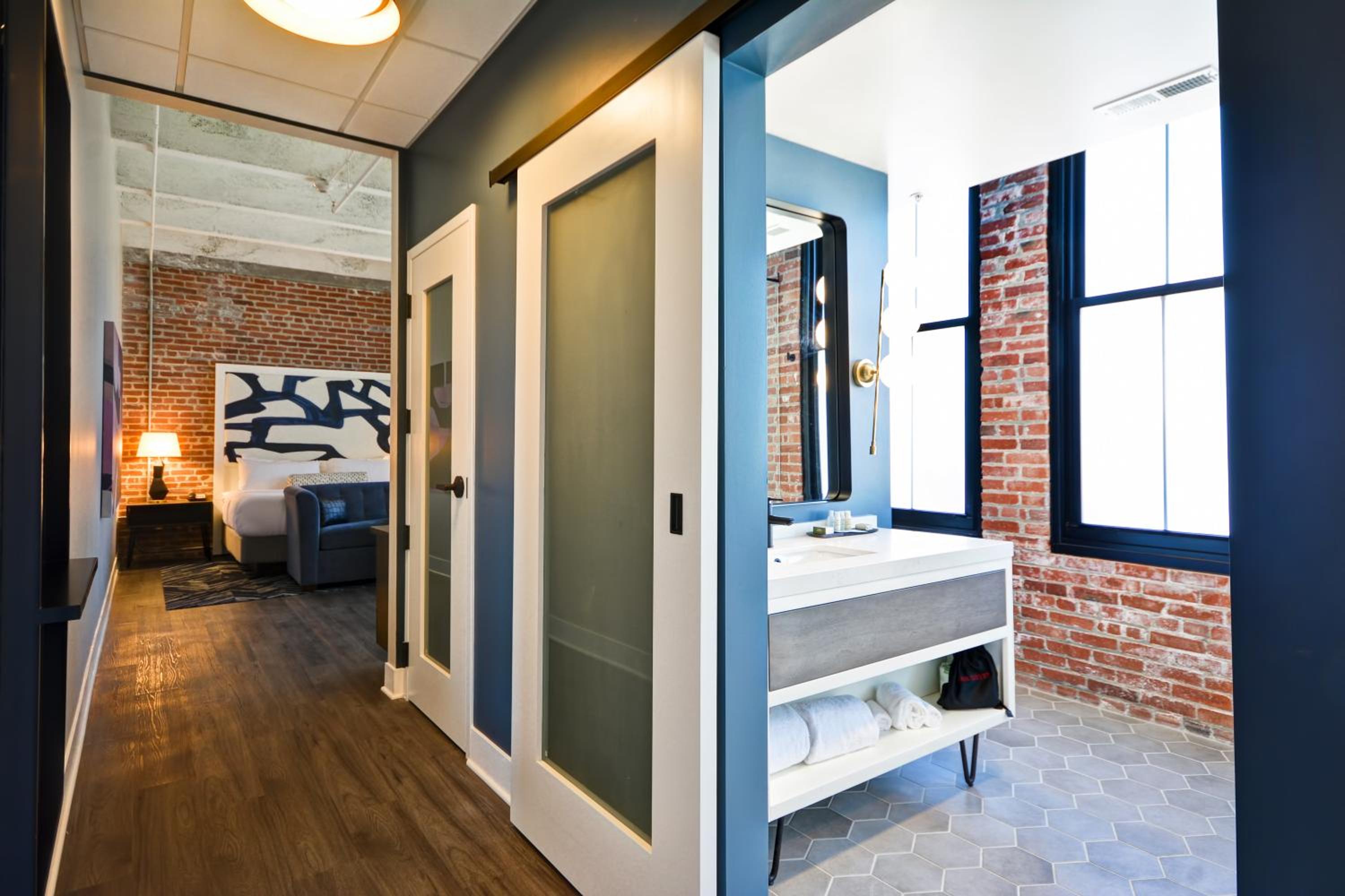 Standard King Room