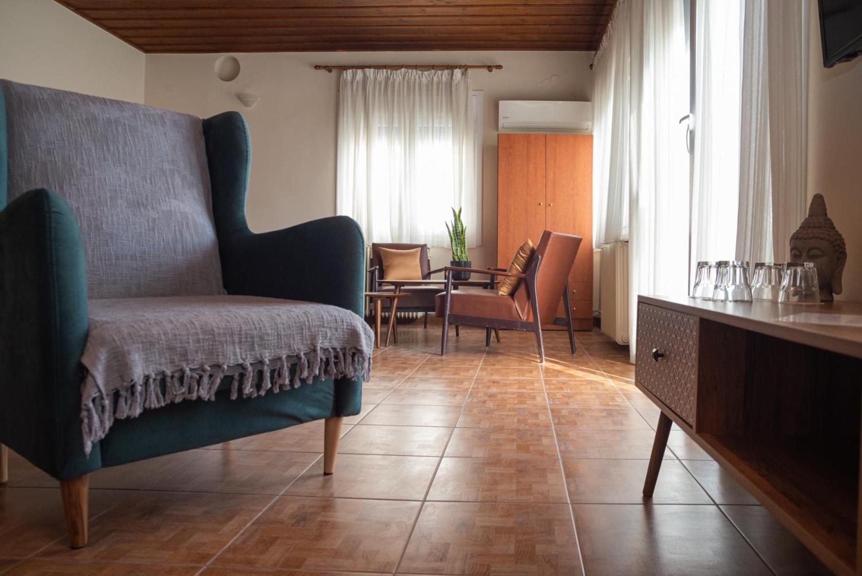 Quadruple Room with Terrace