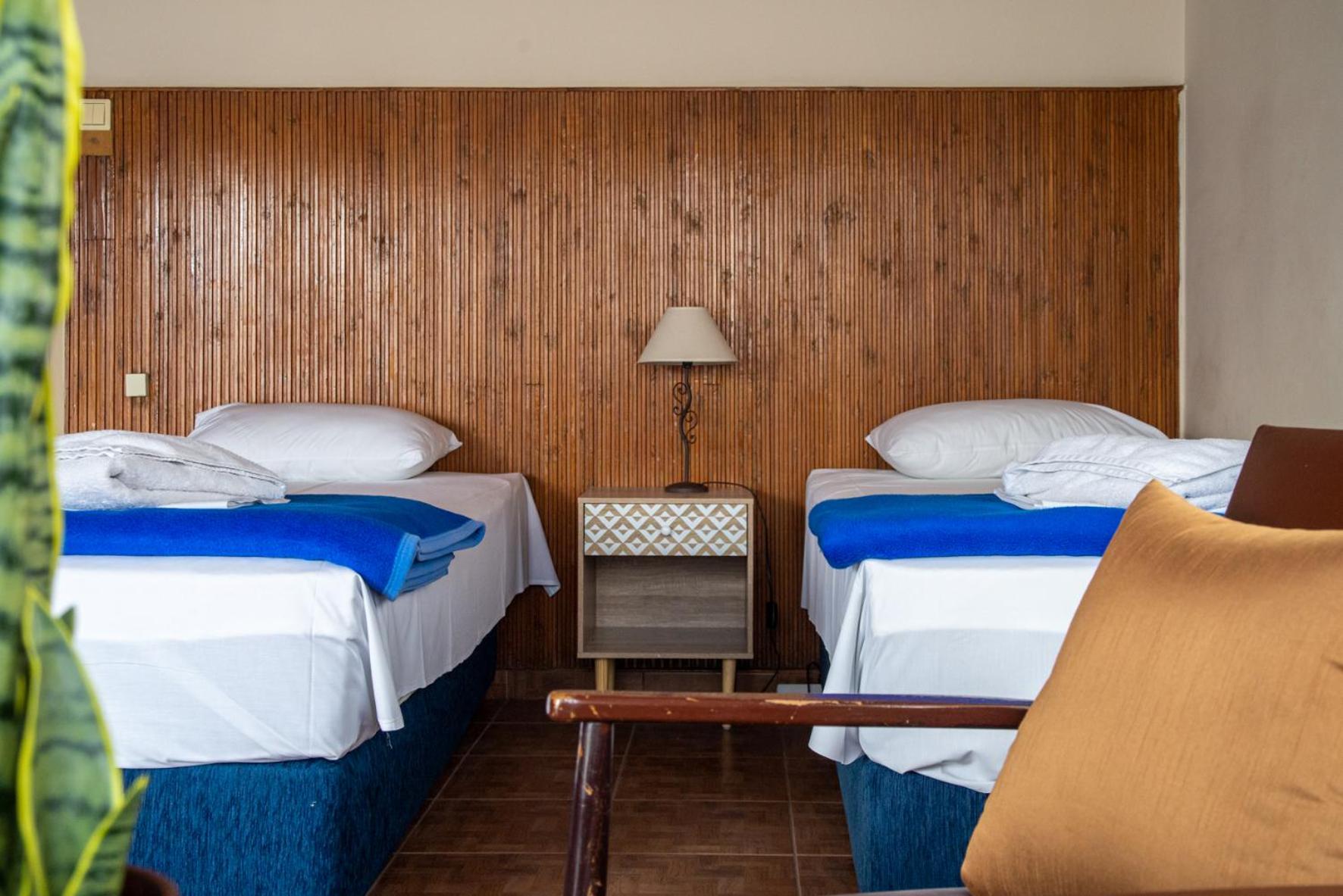 Quadruple Room with Terrace