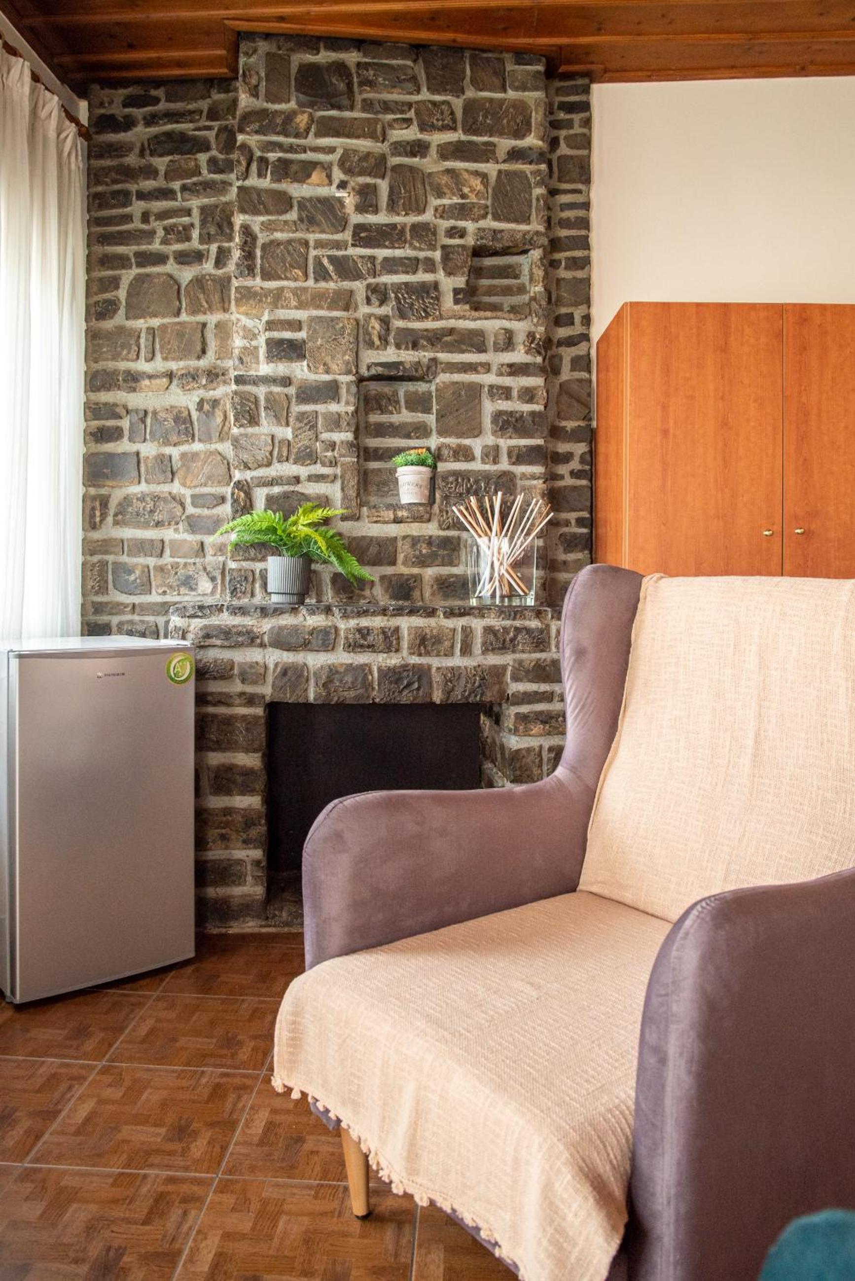 Quadruple Room with Terrace