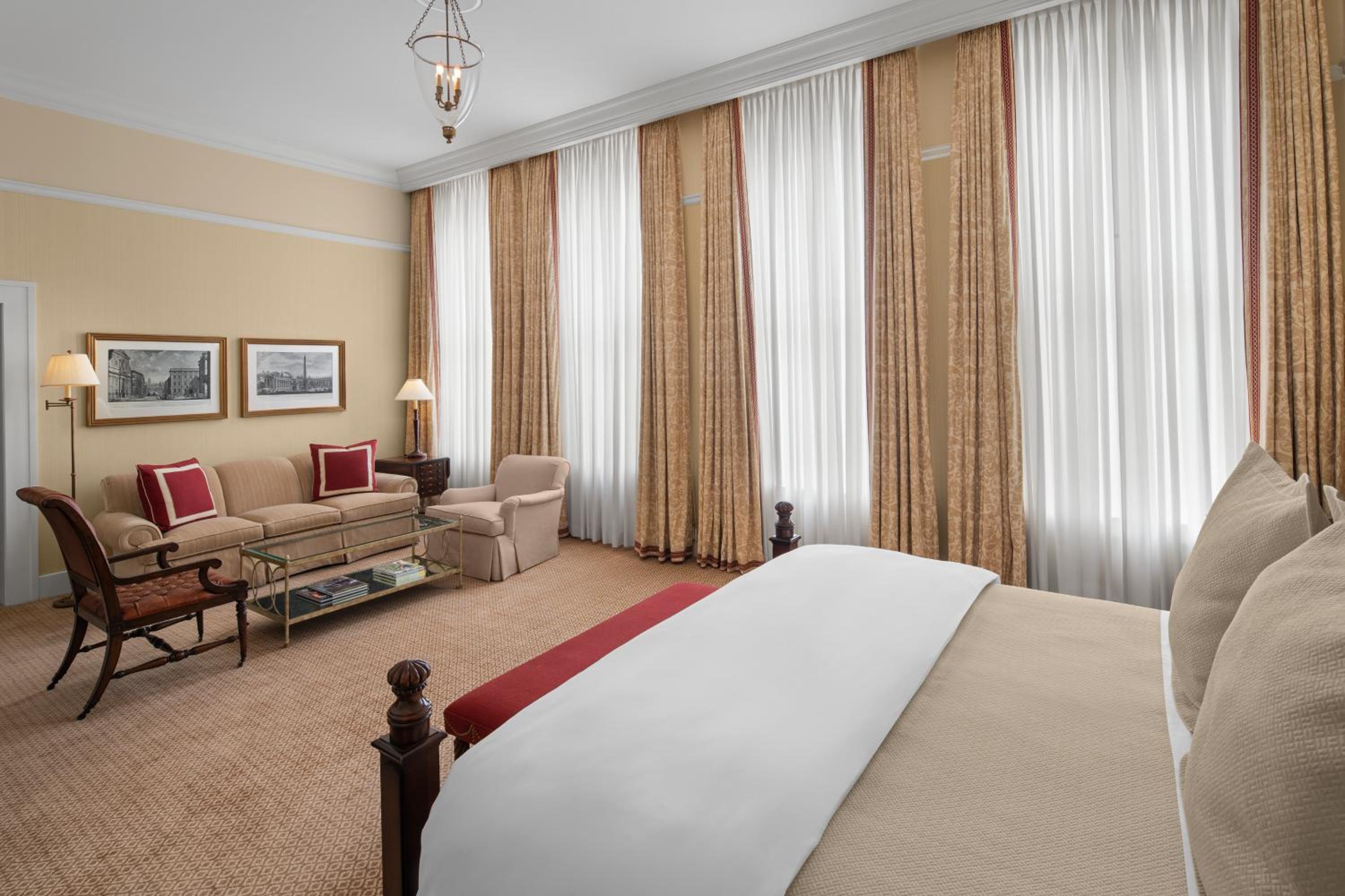 Deluxe King Room