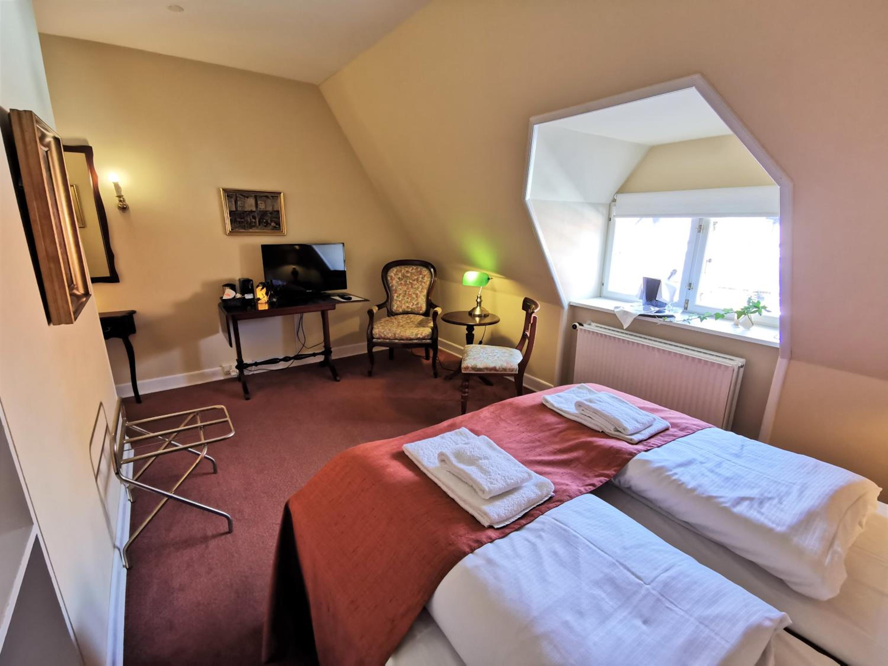 Double or Twin Room with view to pedestrian street of Ribe the 