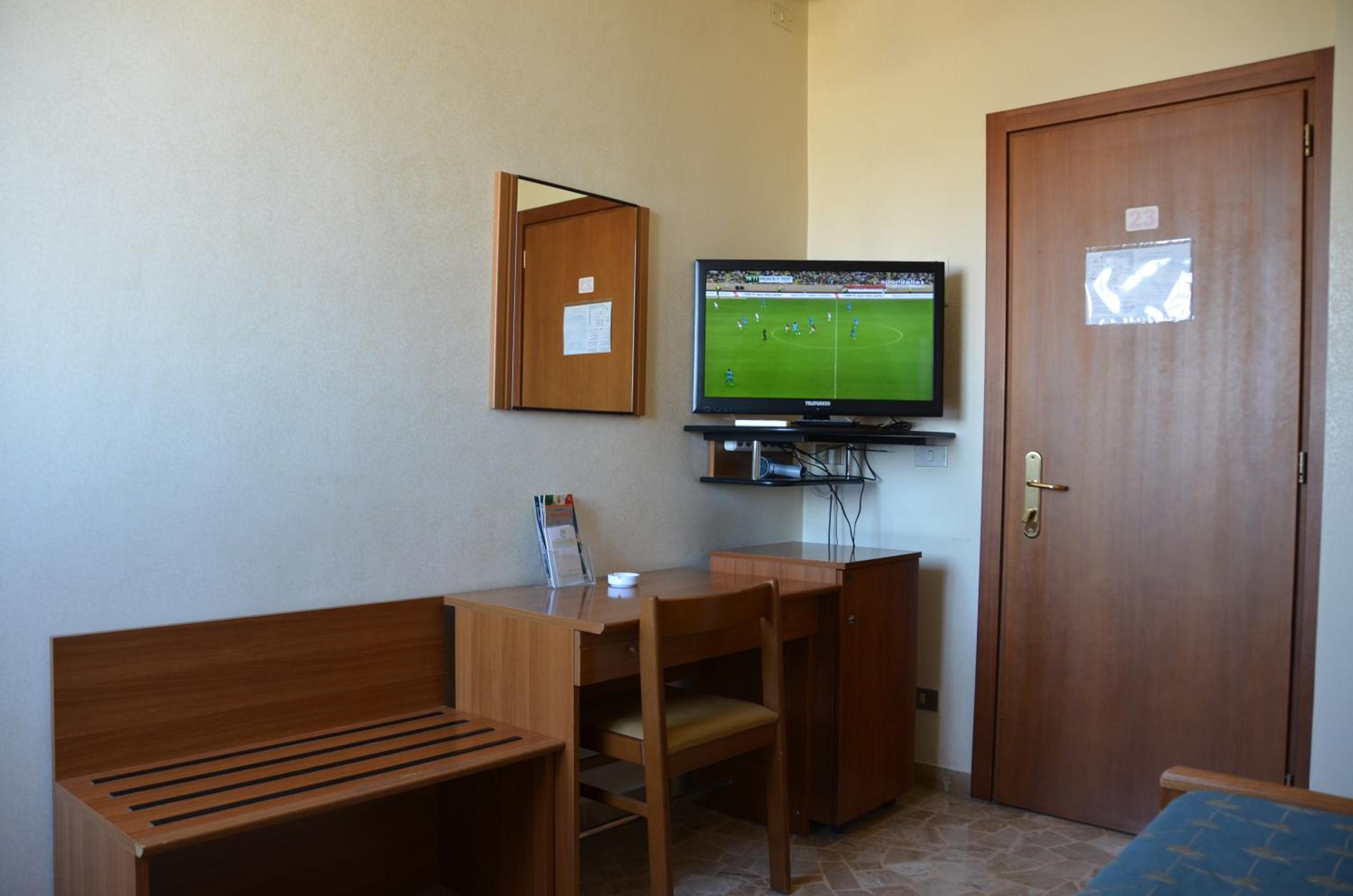 Economy Single Room