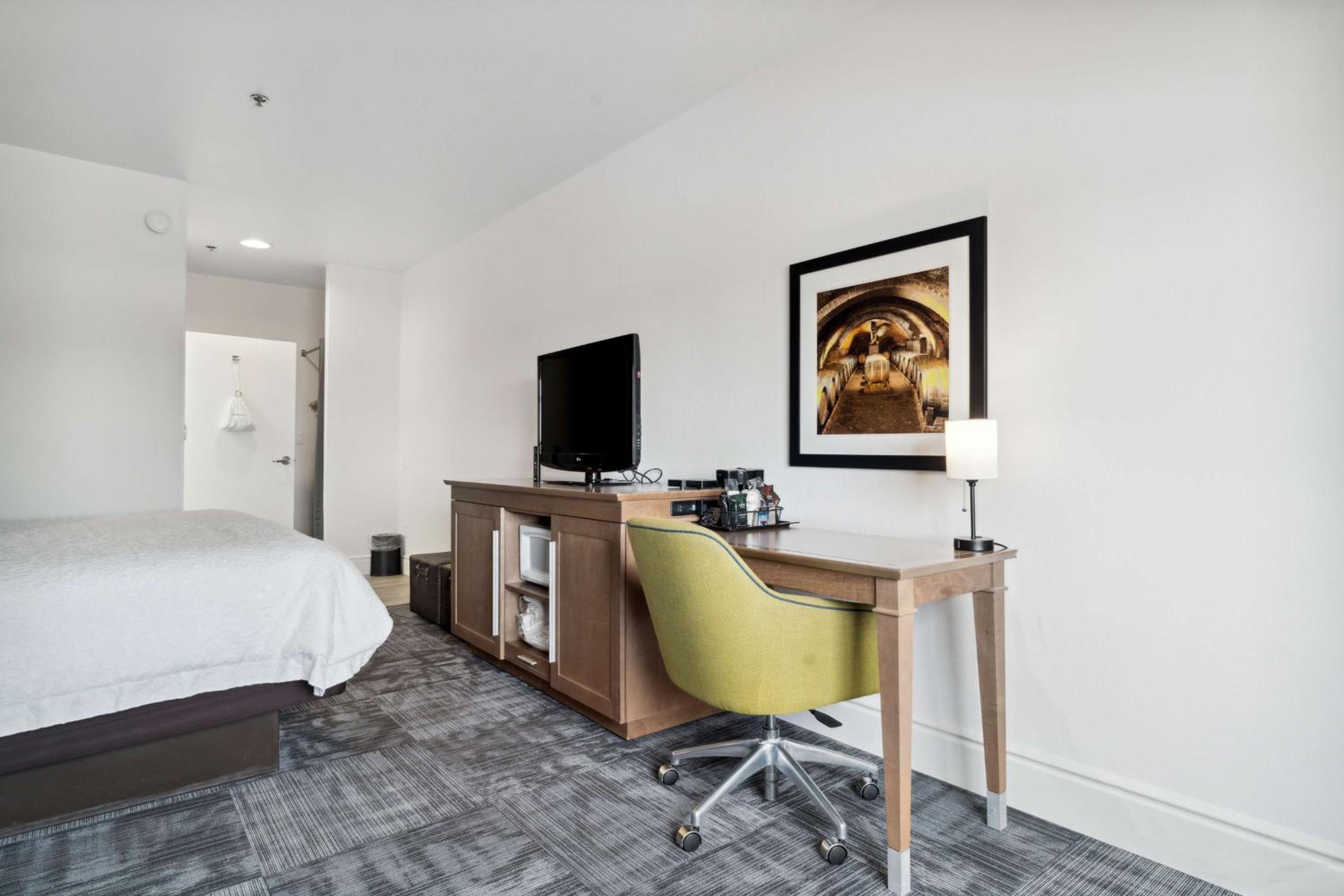 King Room - Disability Access/Non-Smoking