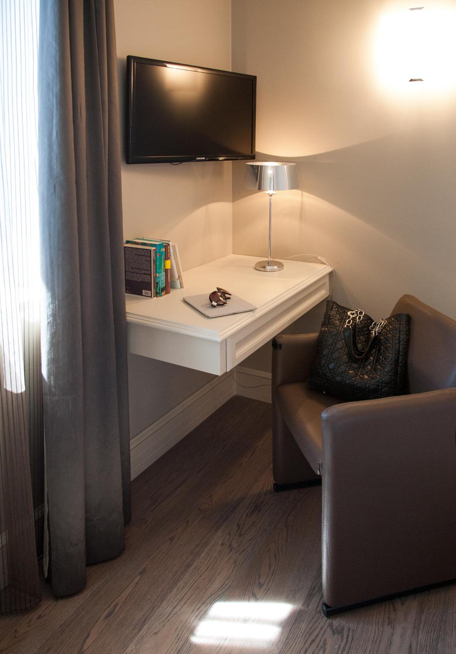 Superior Double or Twin Room with City View