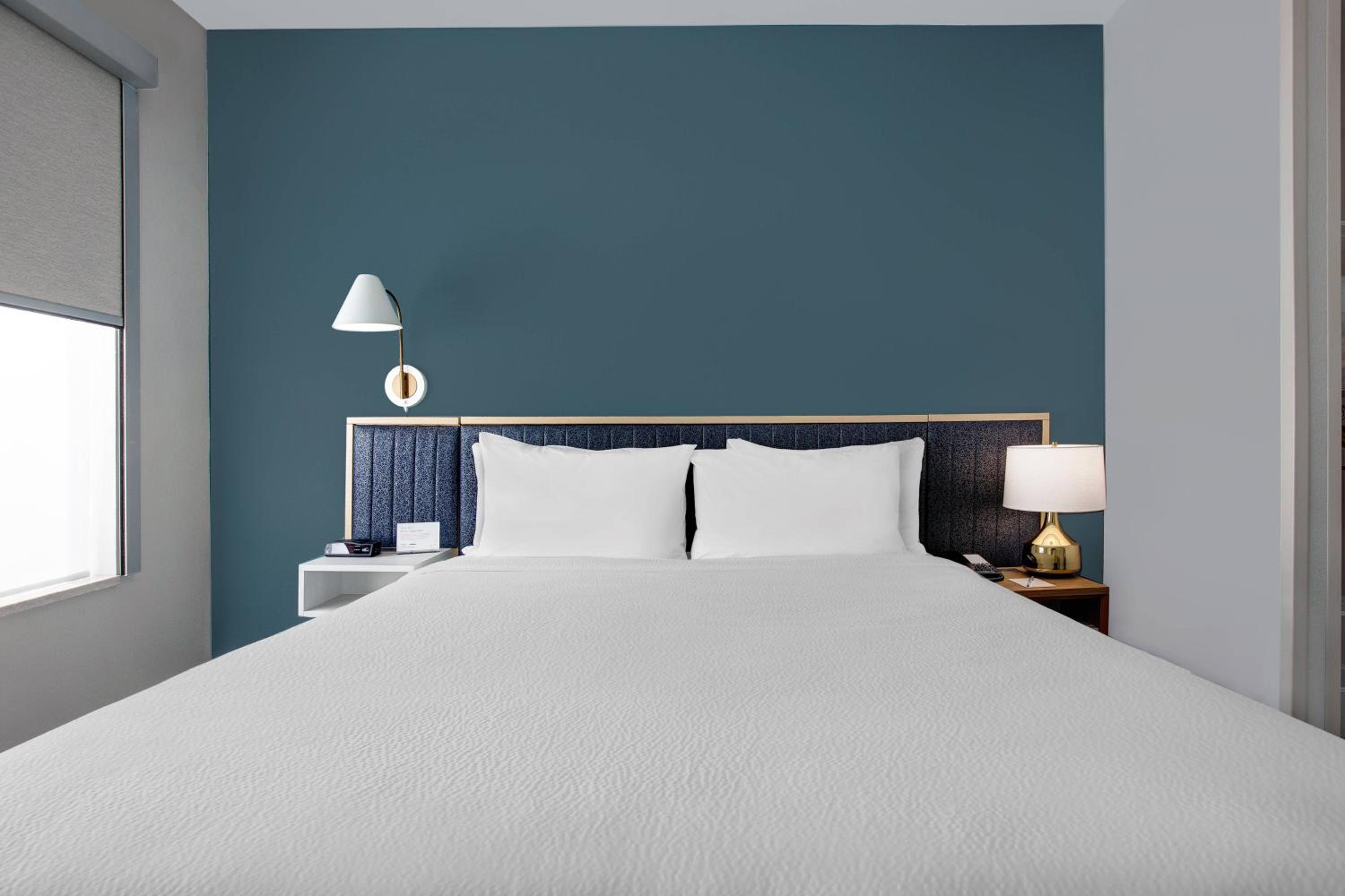 Studio, 1 King, Sofa bed