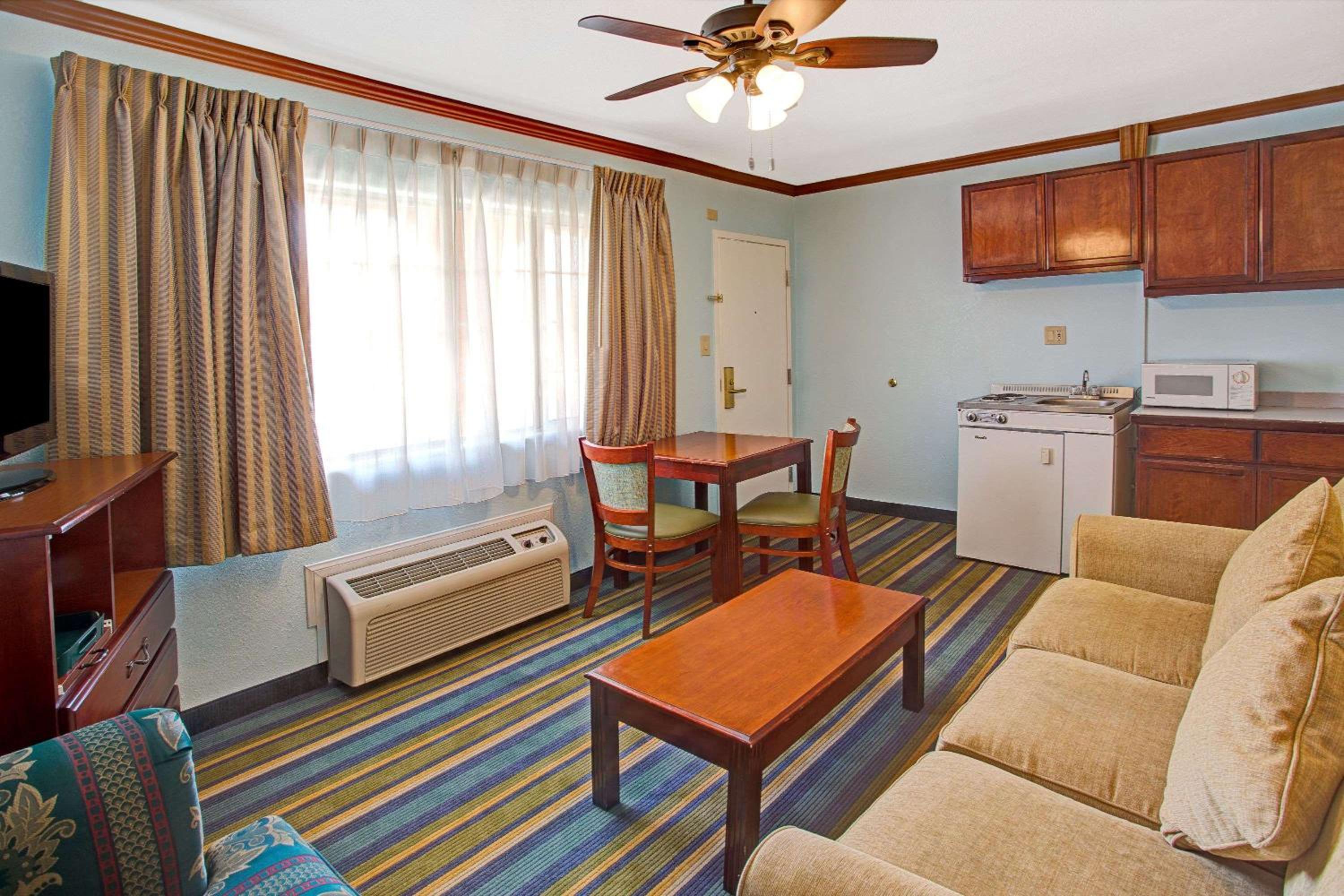 King Studio with Sofa Bed- Non-Smoking