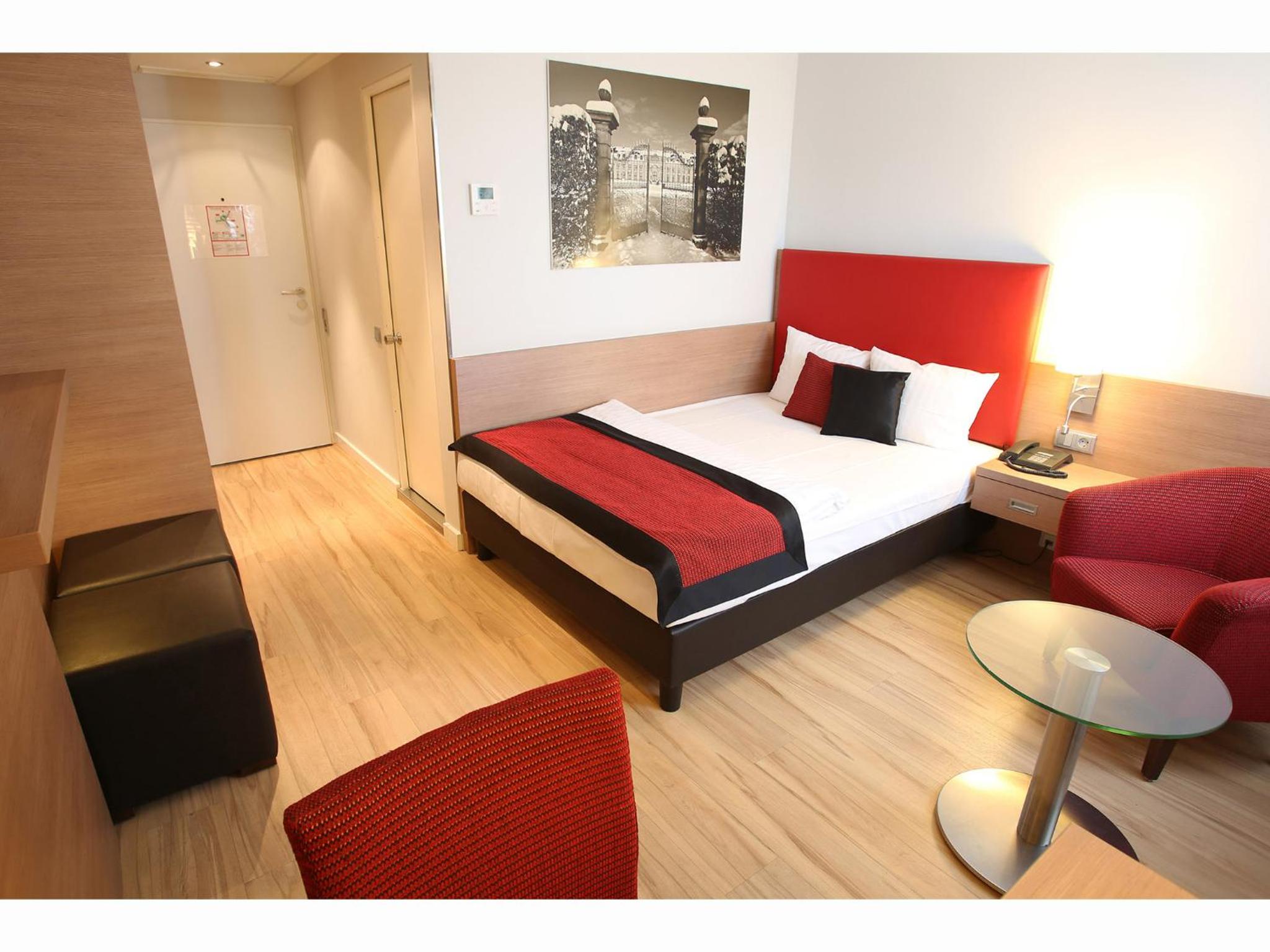 Classic Single Room