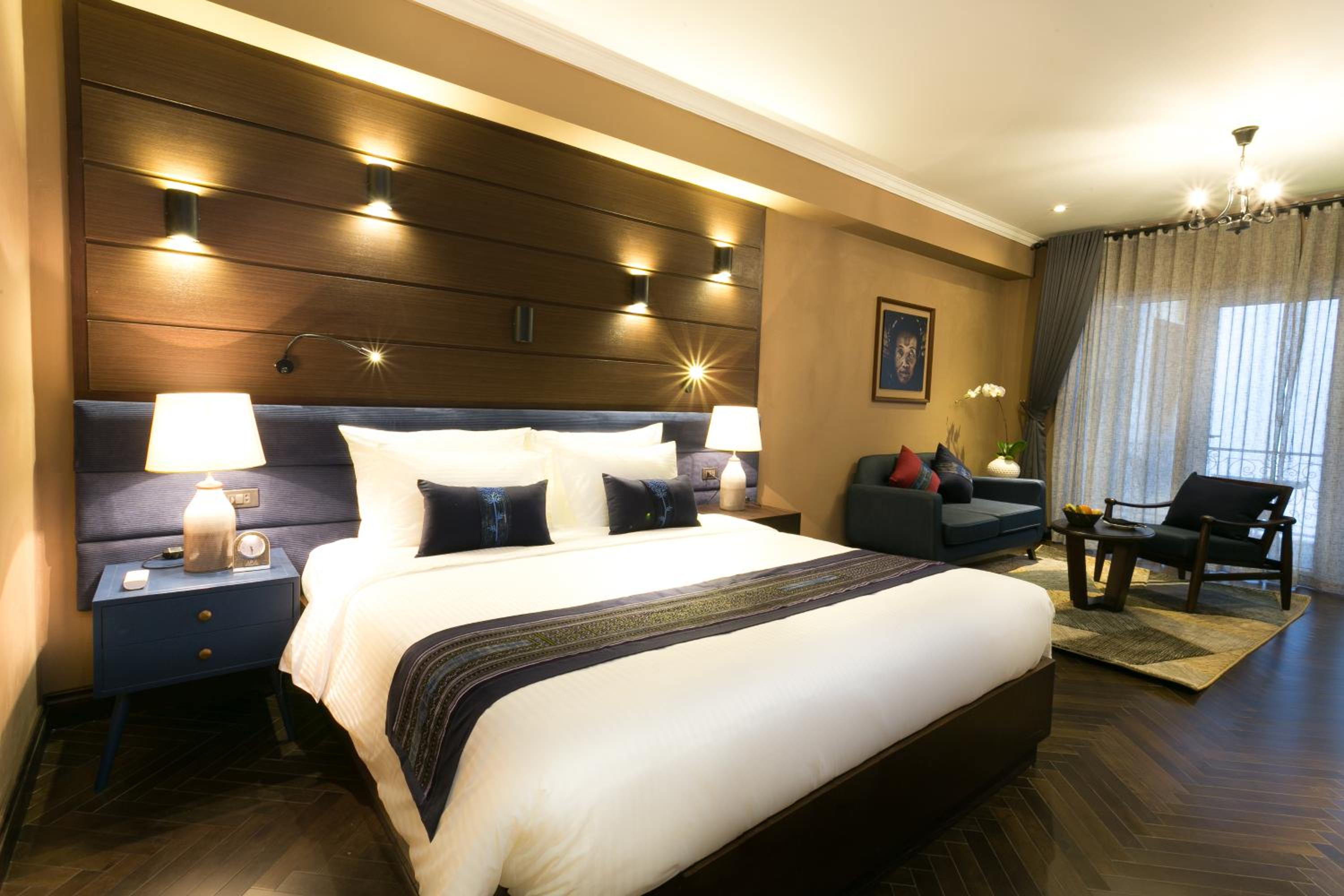 Junior Suite with Balcony