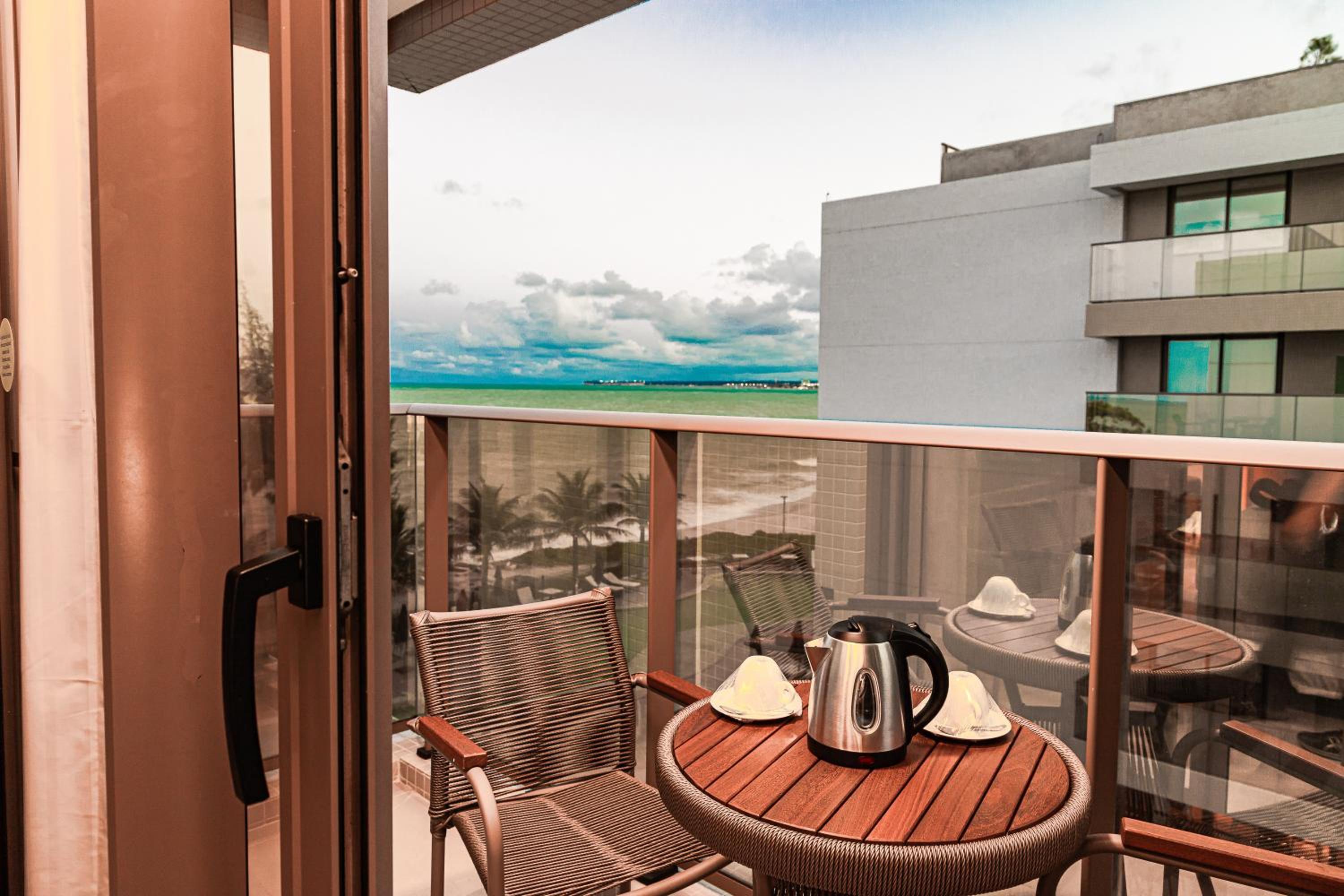 Deluxe Double Room with Side Sea View