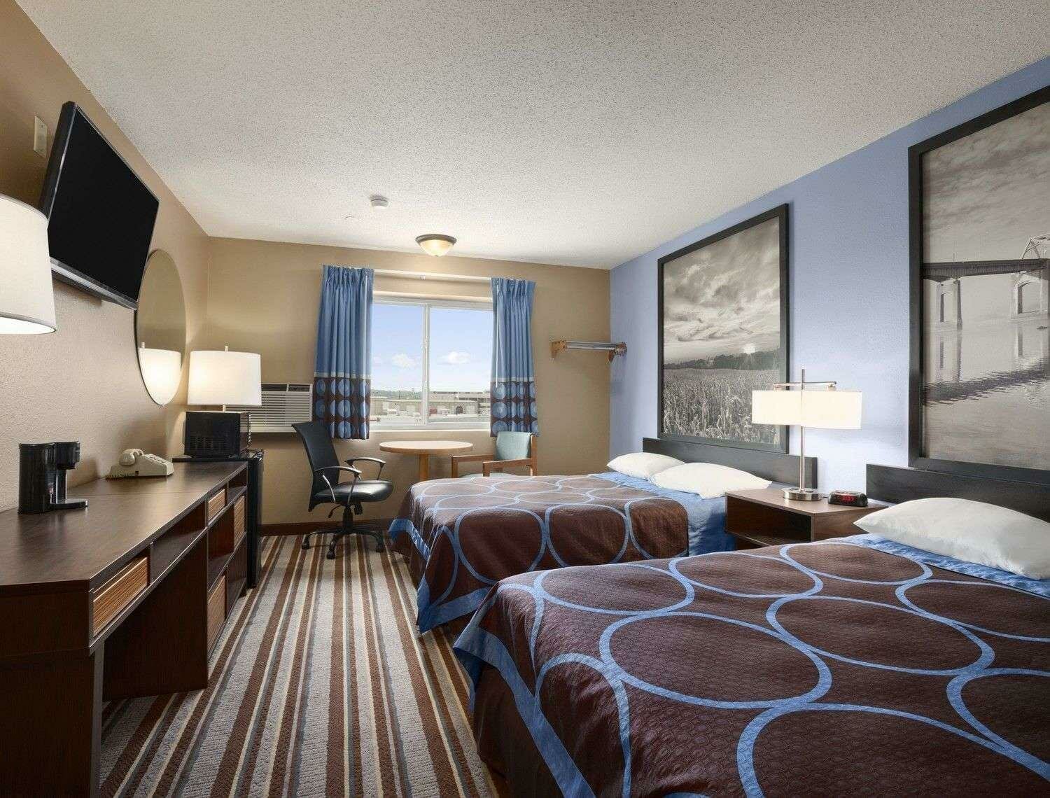 Deluxe Double Room with Two Double Beds - Non-Smoking