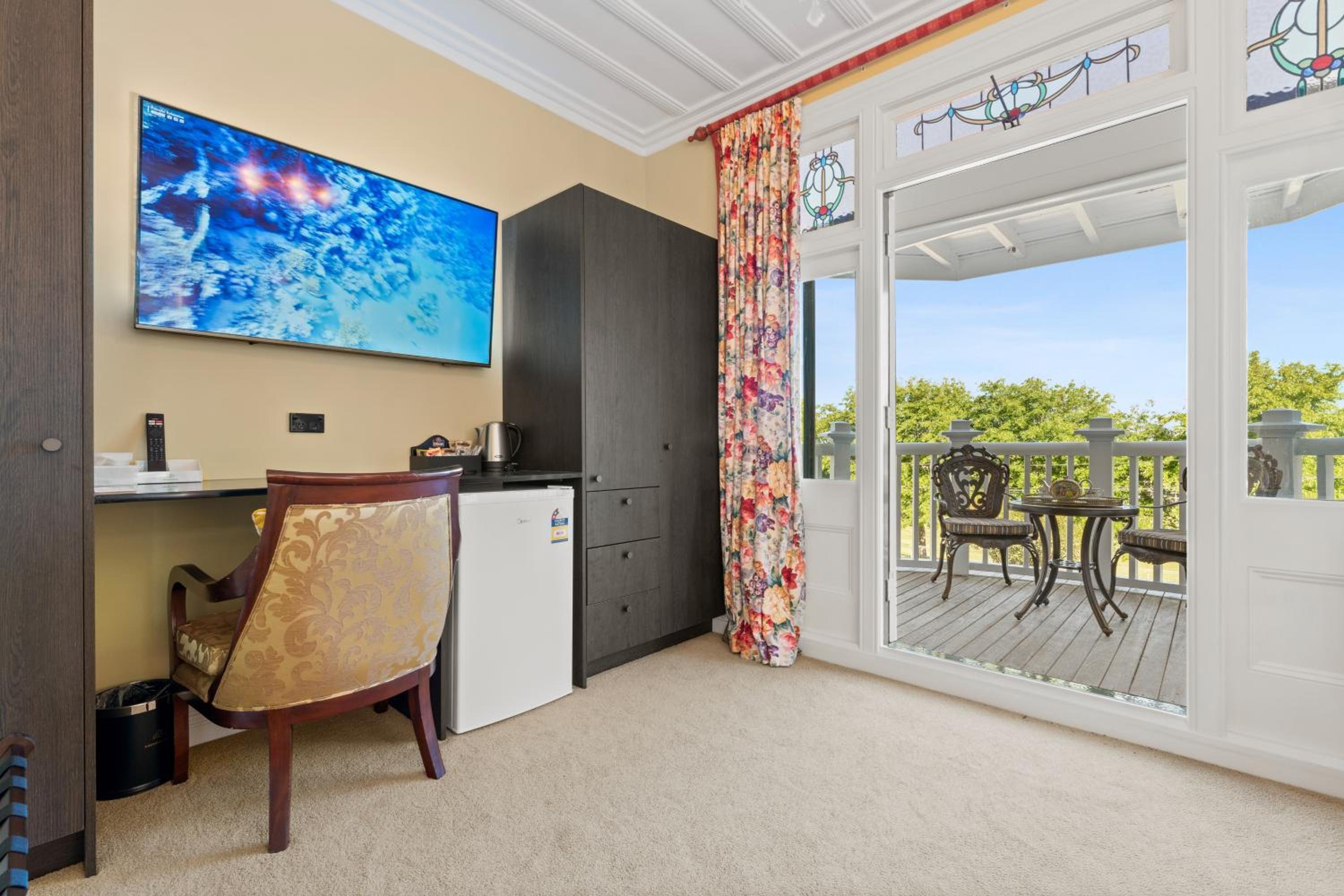 King Room with Balcony