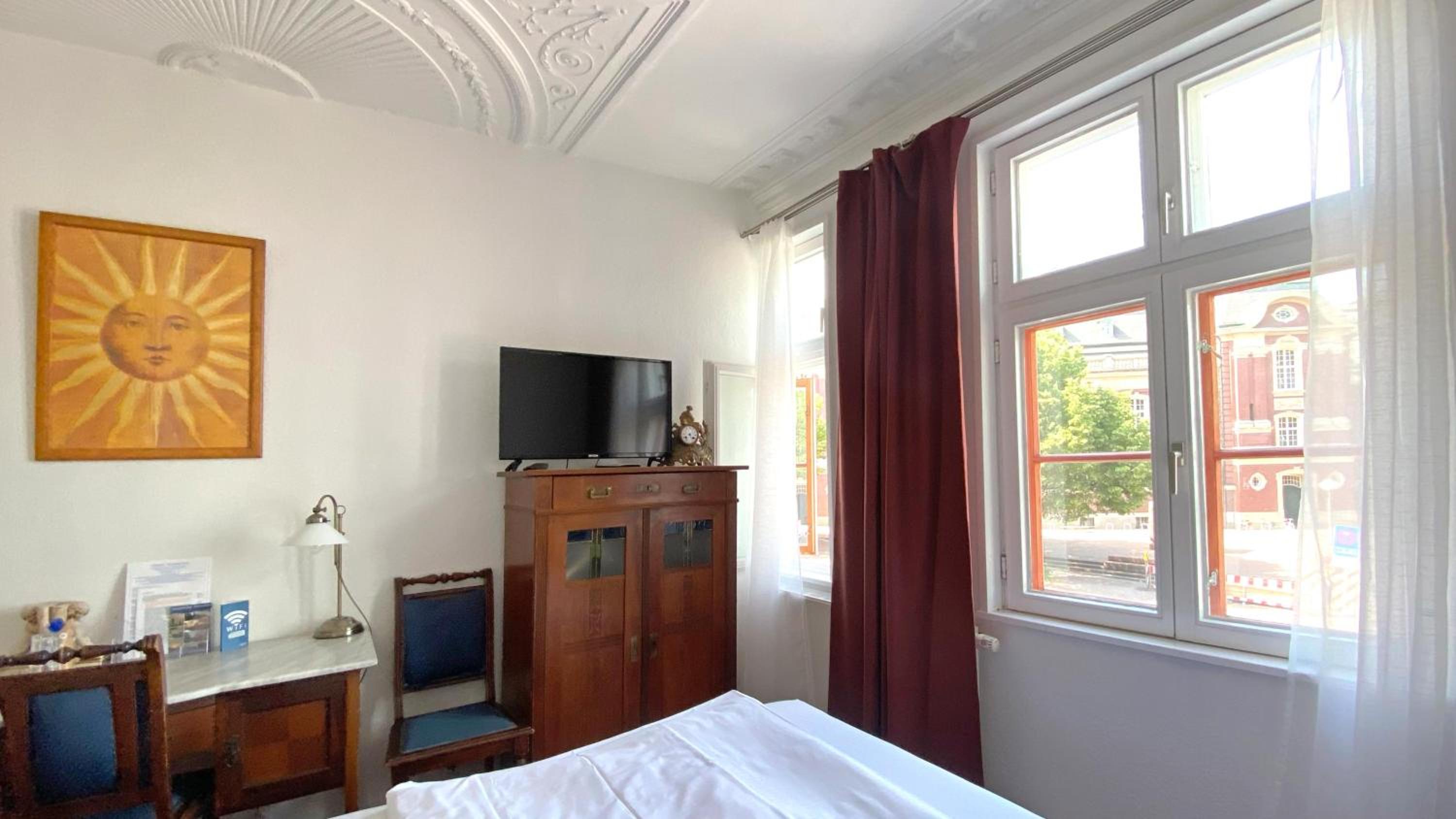 Standard Single Room