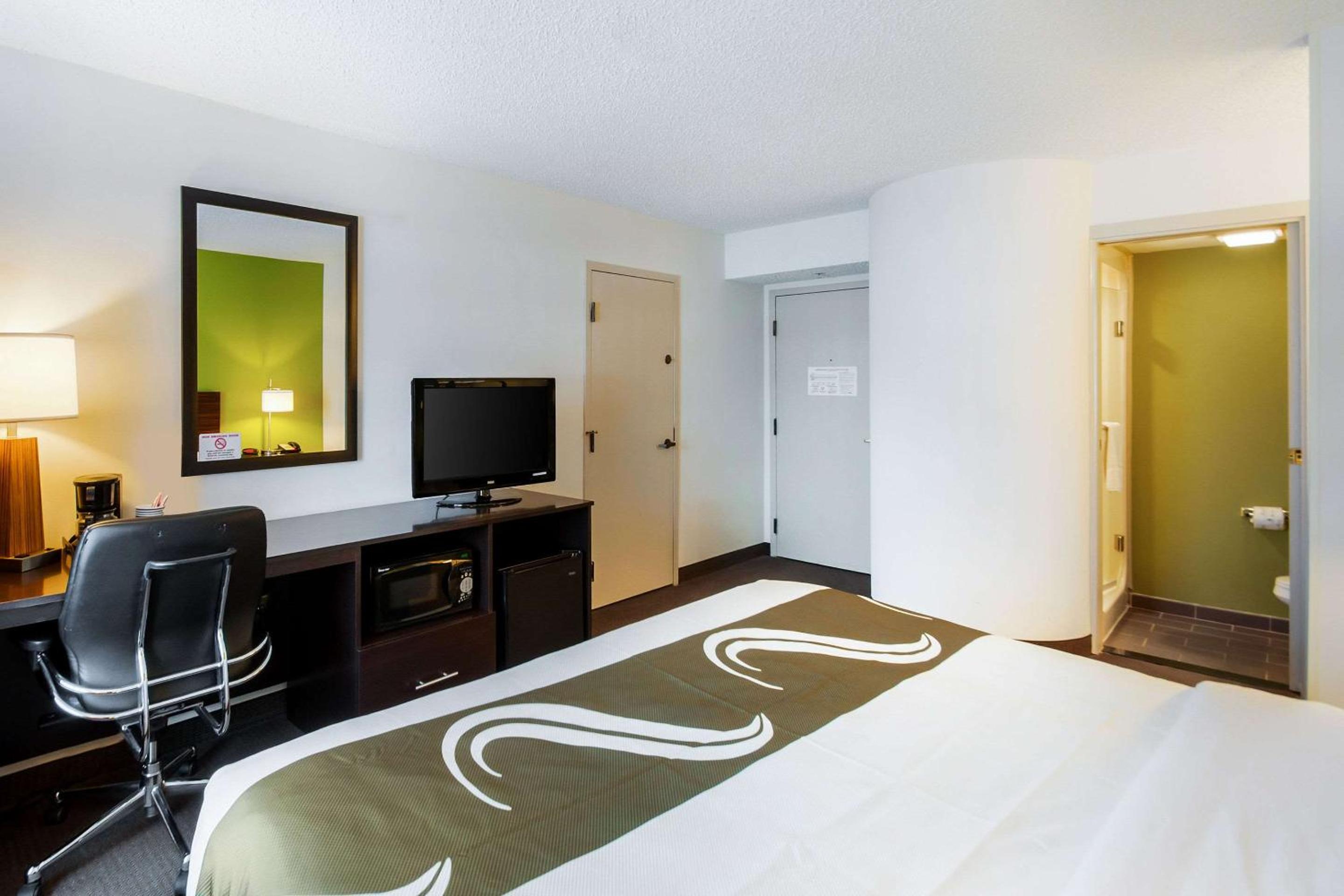 King Room - Non-Smoking