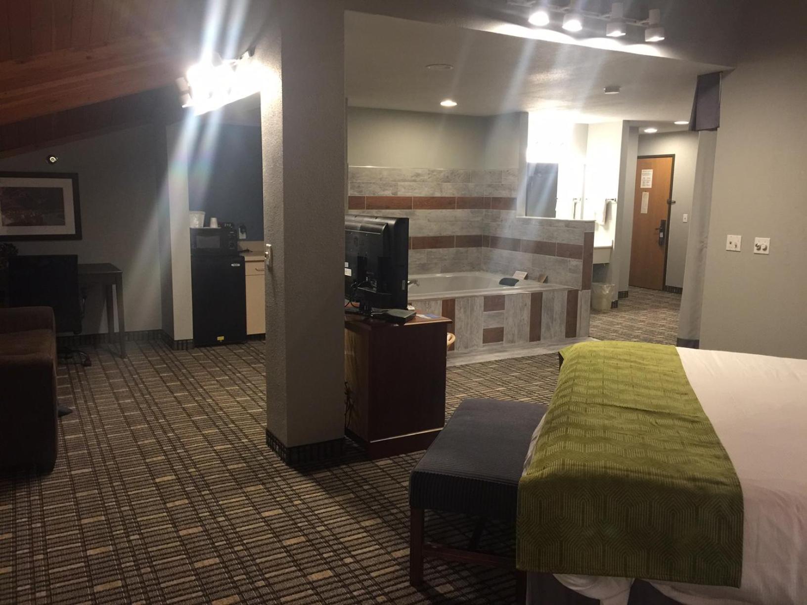 Superior King Studio Suite - Non-Smoking