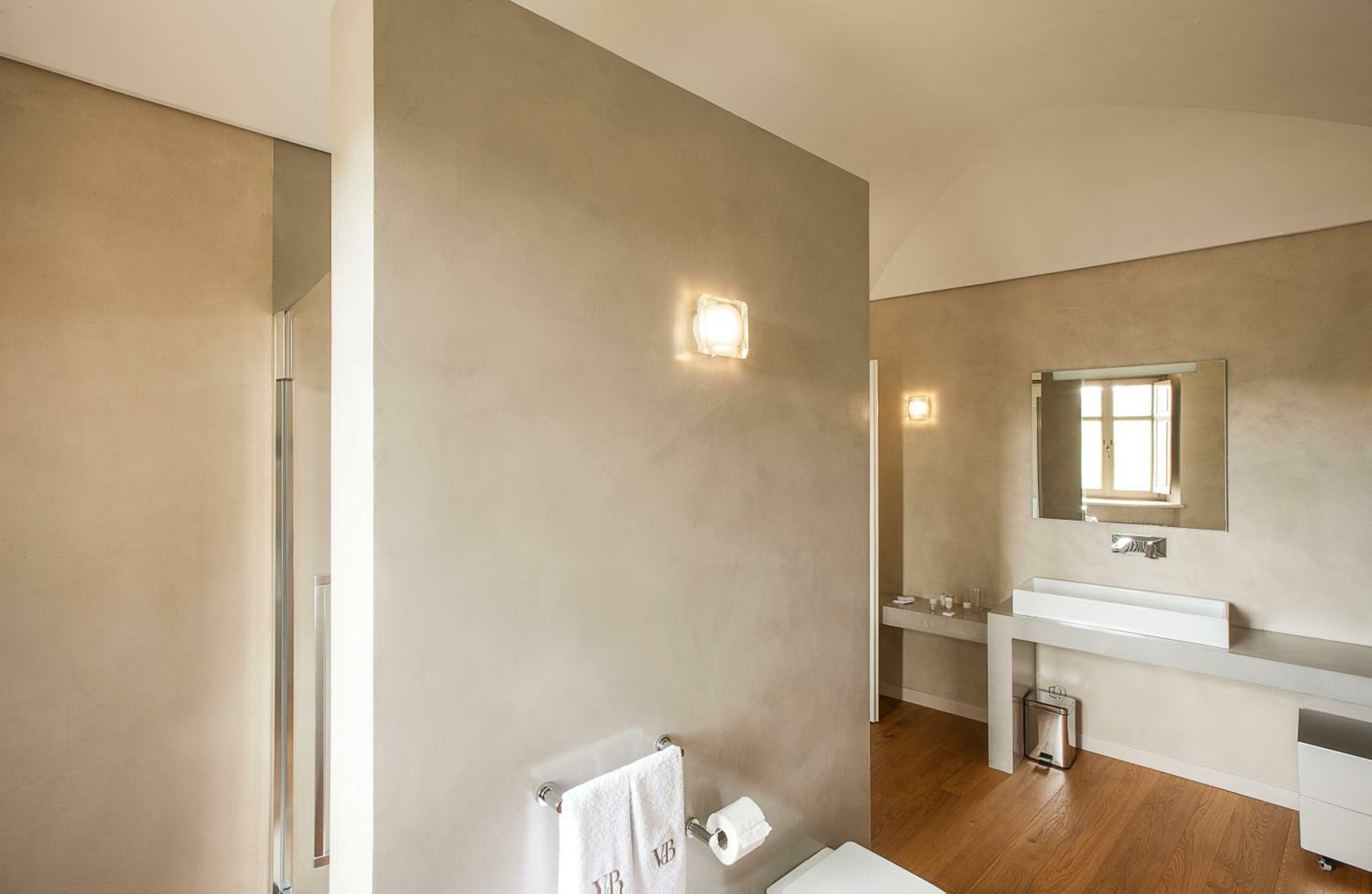 Junior Suite with Balcony