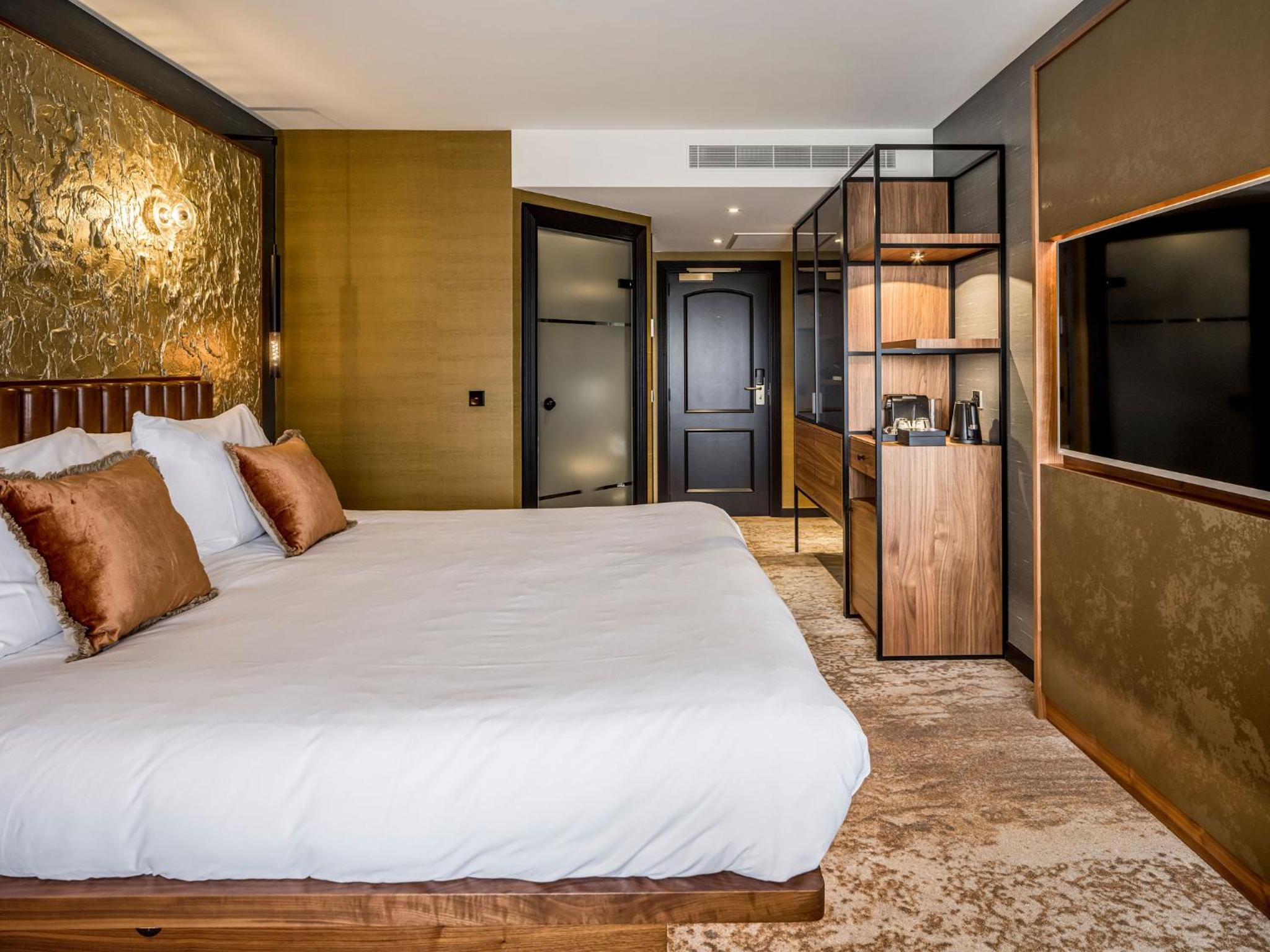 Dutch Design Double Room with Balcony