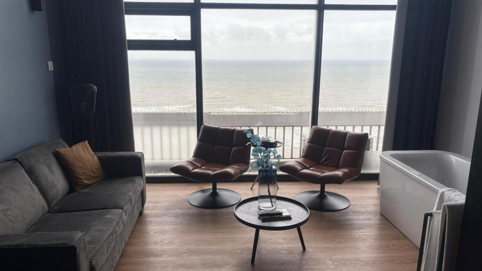 Loft 18K1 full sea view and with bathtub