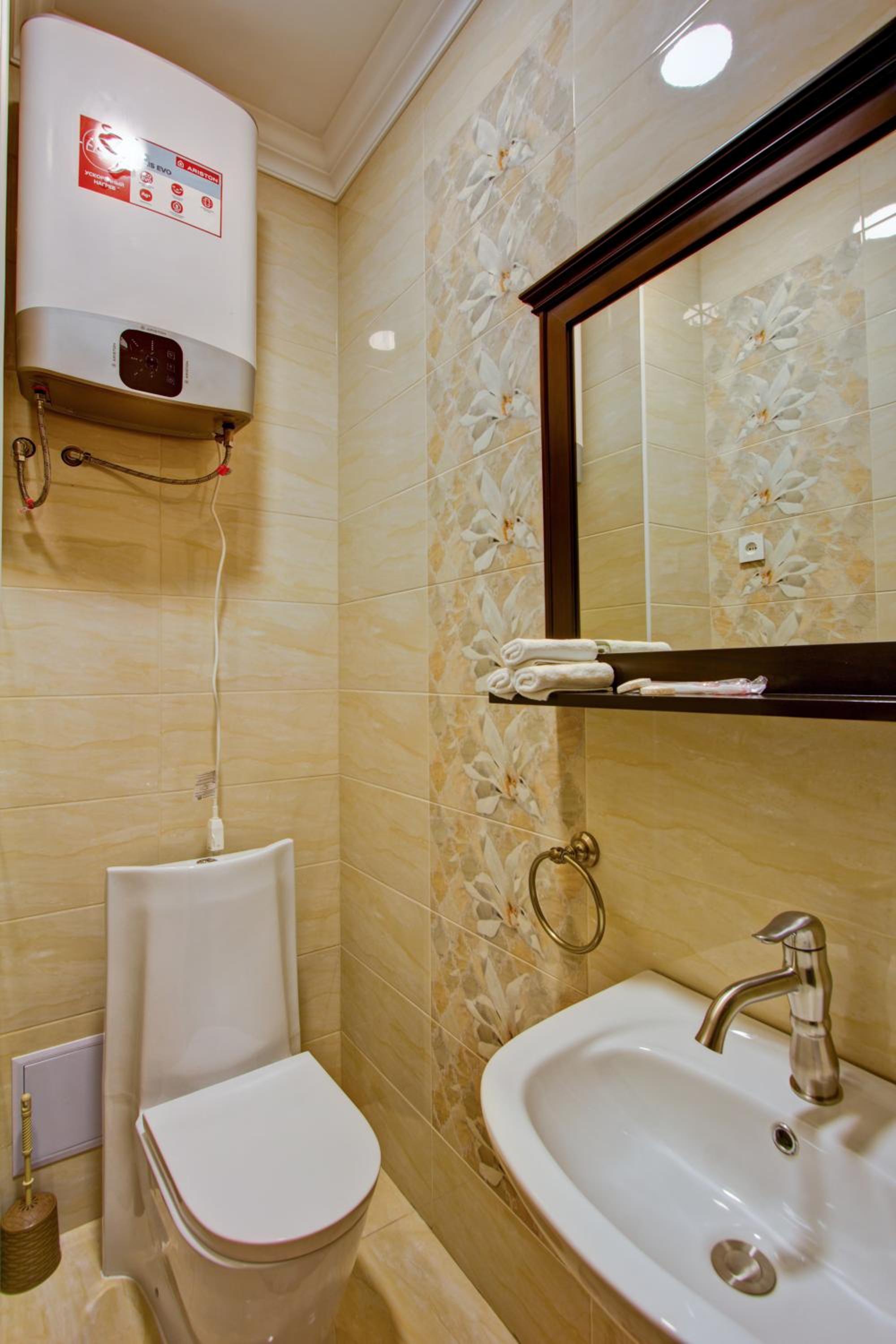 Queen Room with Two Queen Beds - Disability Access