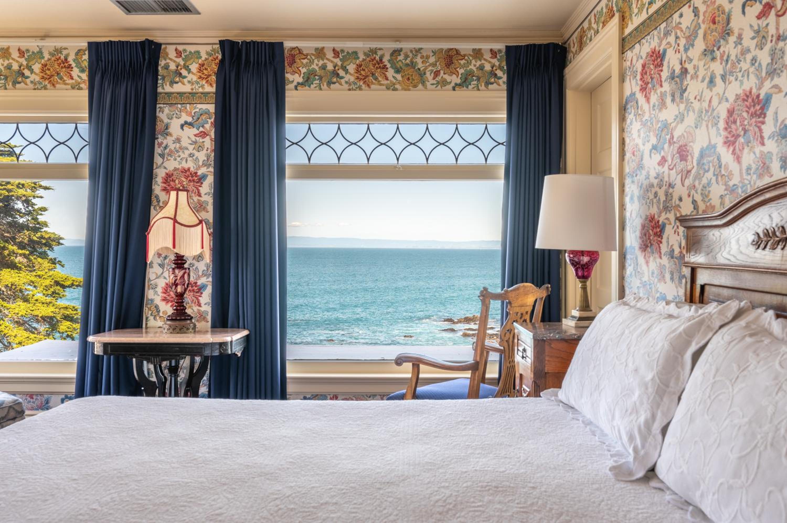 King Suite with Sea View