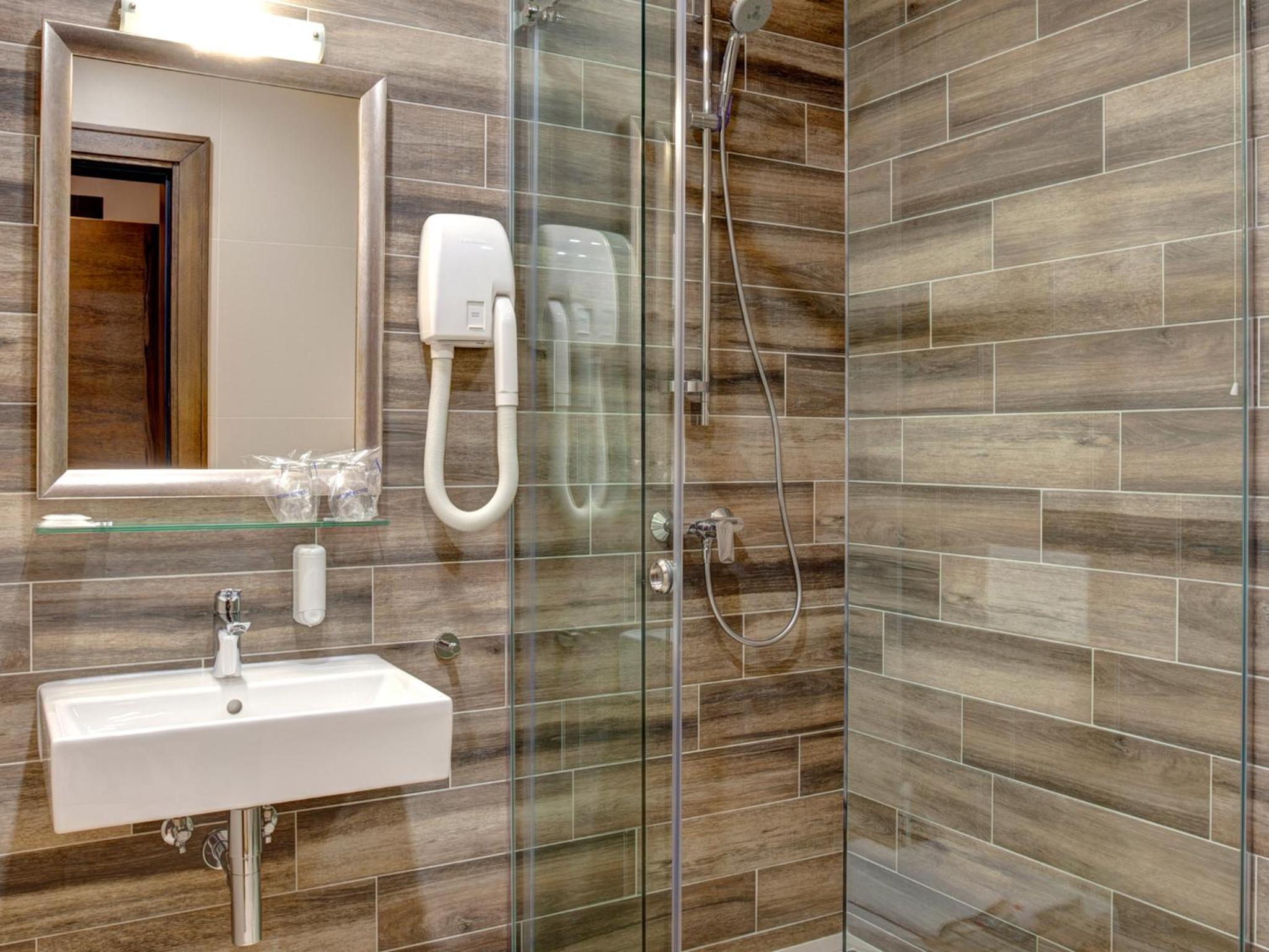 Double or Twin Room with Free Parking and Soft Drinks