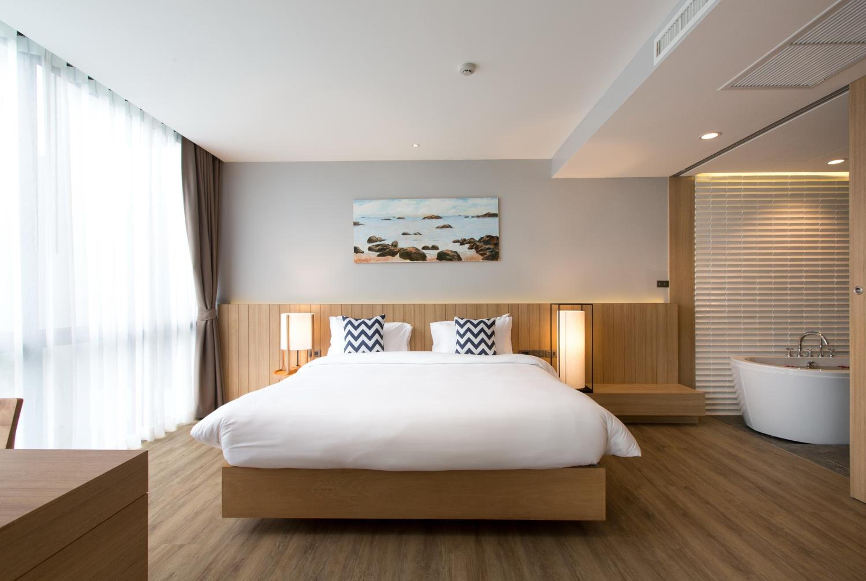 One-Bedroom Suite (3 Adults)