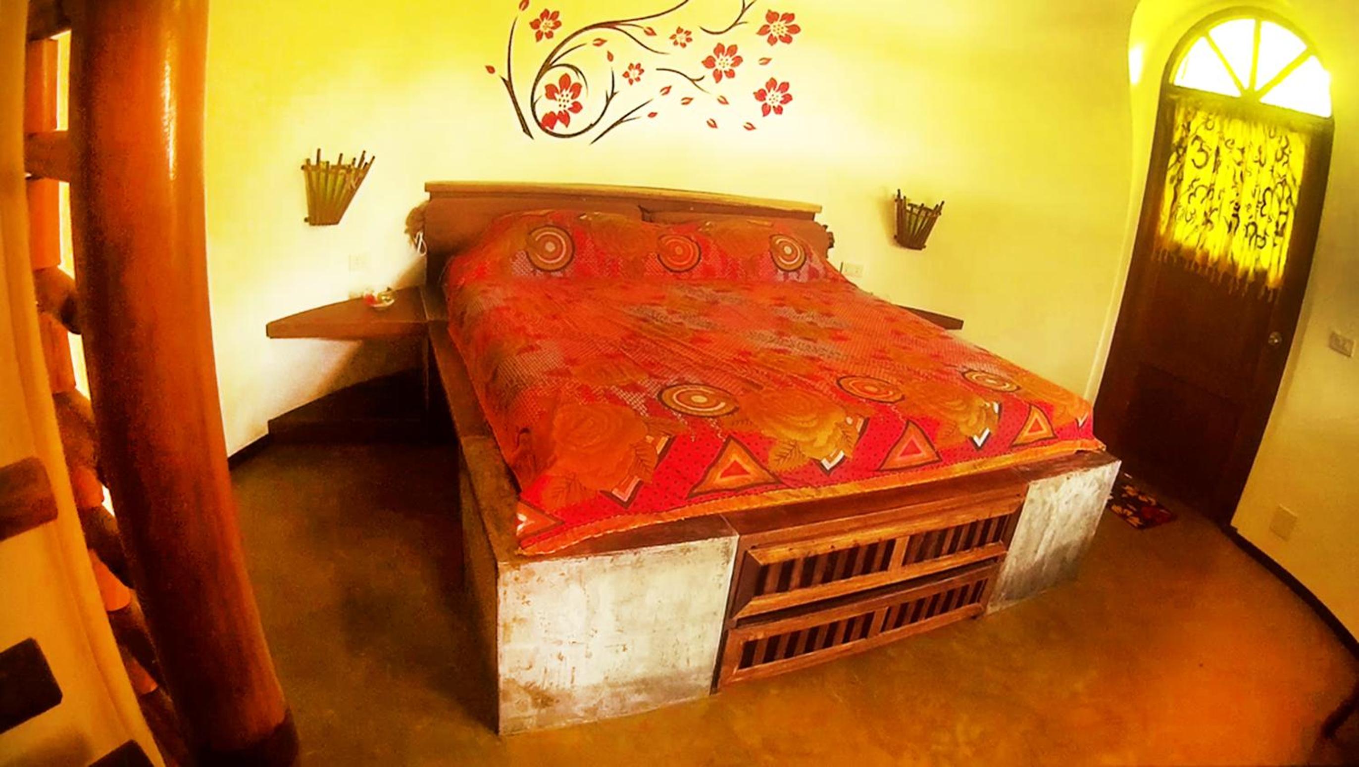 Bungalow Deluxe with Lounge Room