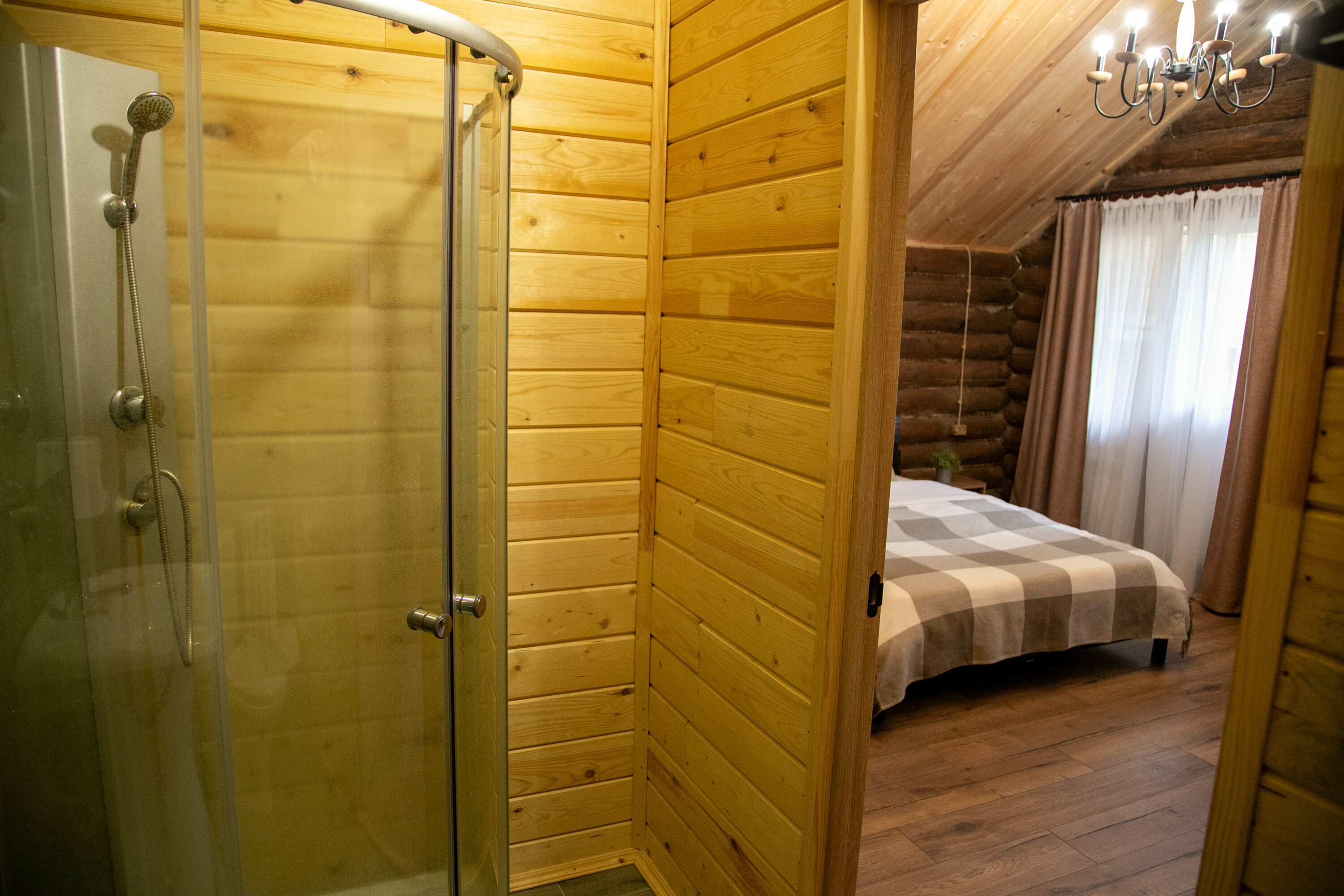 Семейный номер с балконом