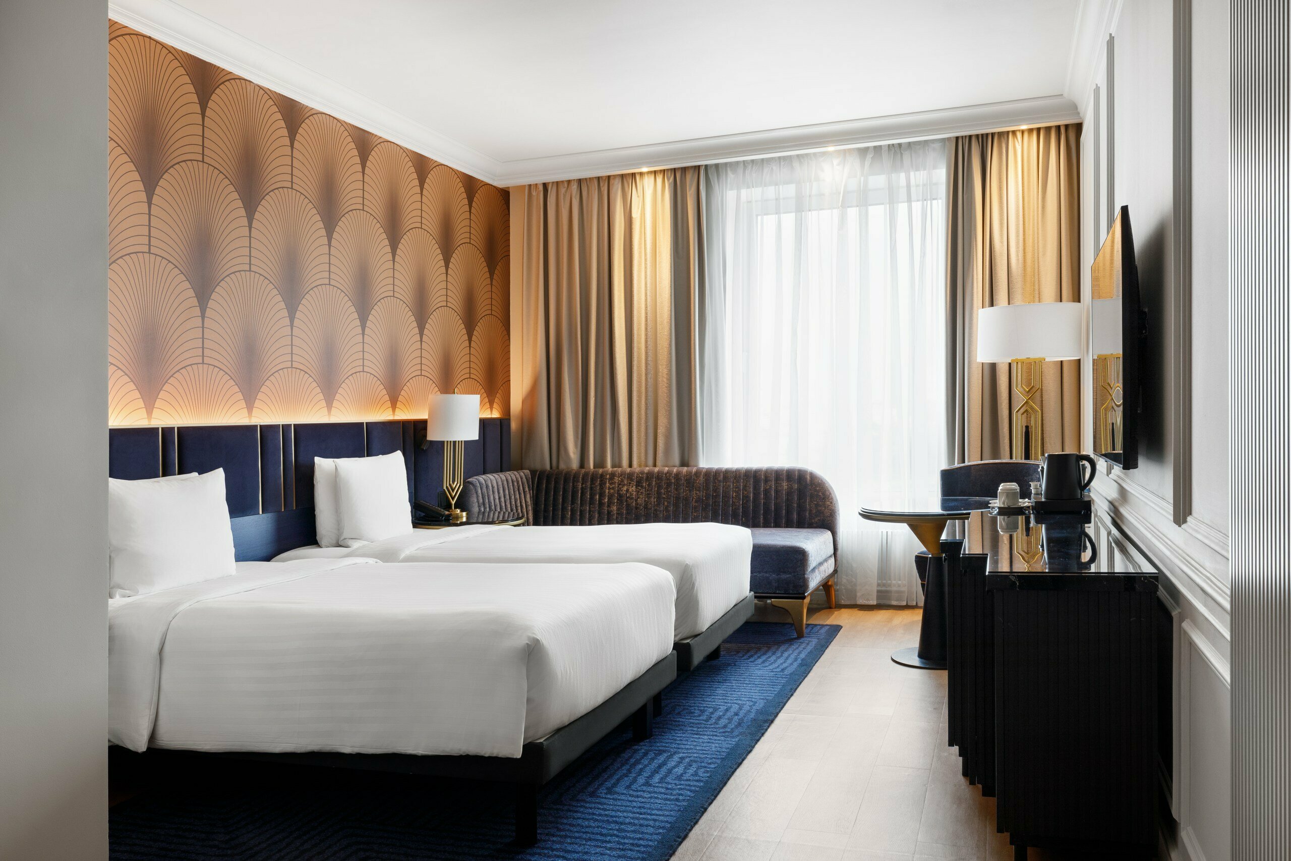 Делюкс с раздельными двумя кроватями