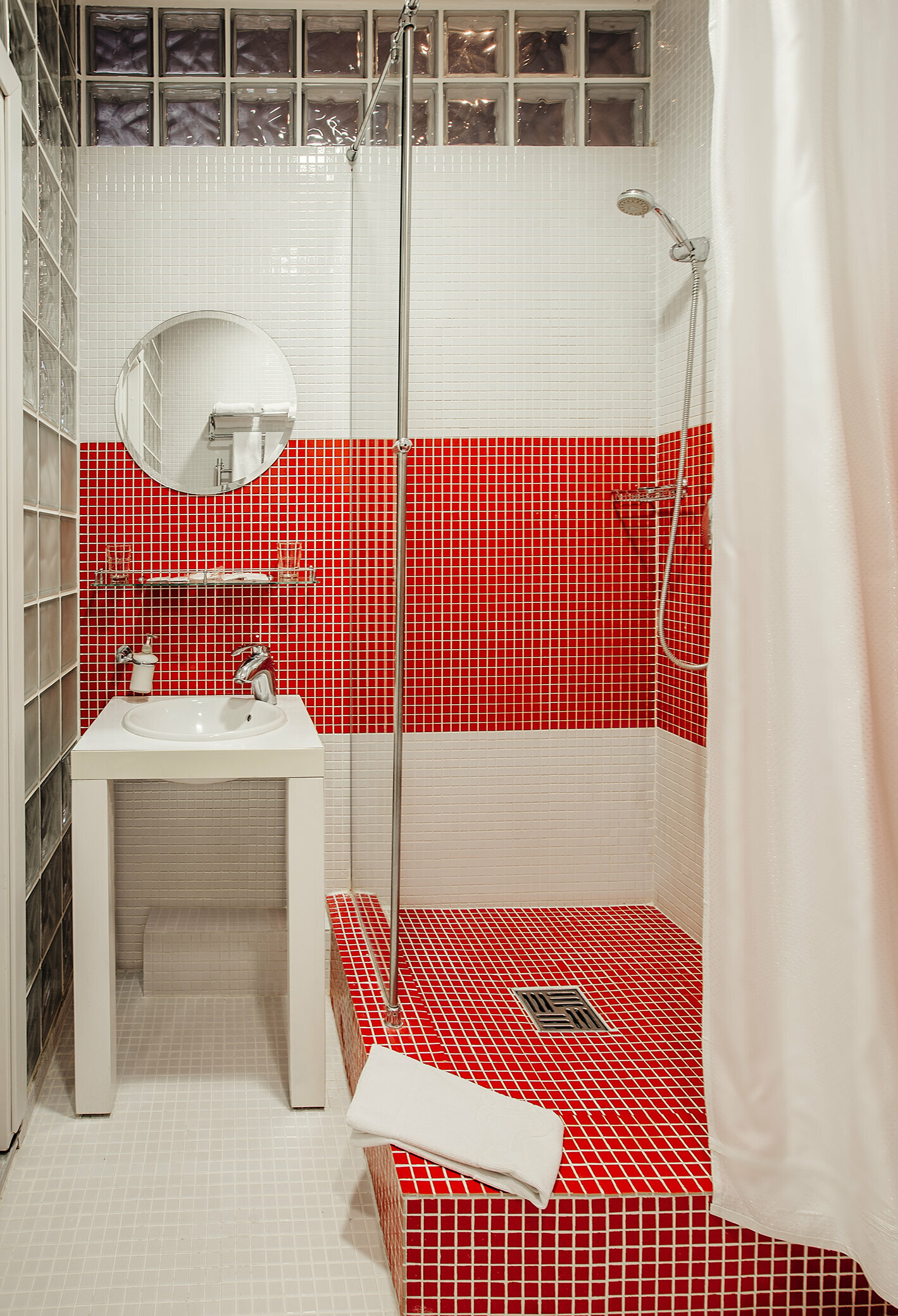 Улучшенный стандартный номер (2-спальная кровать) 1 корпус