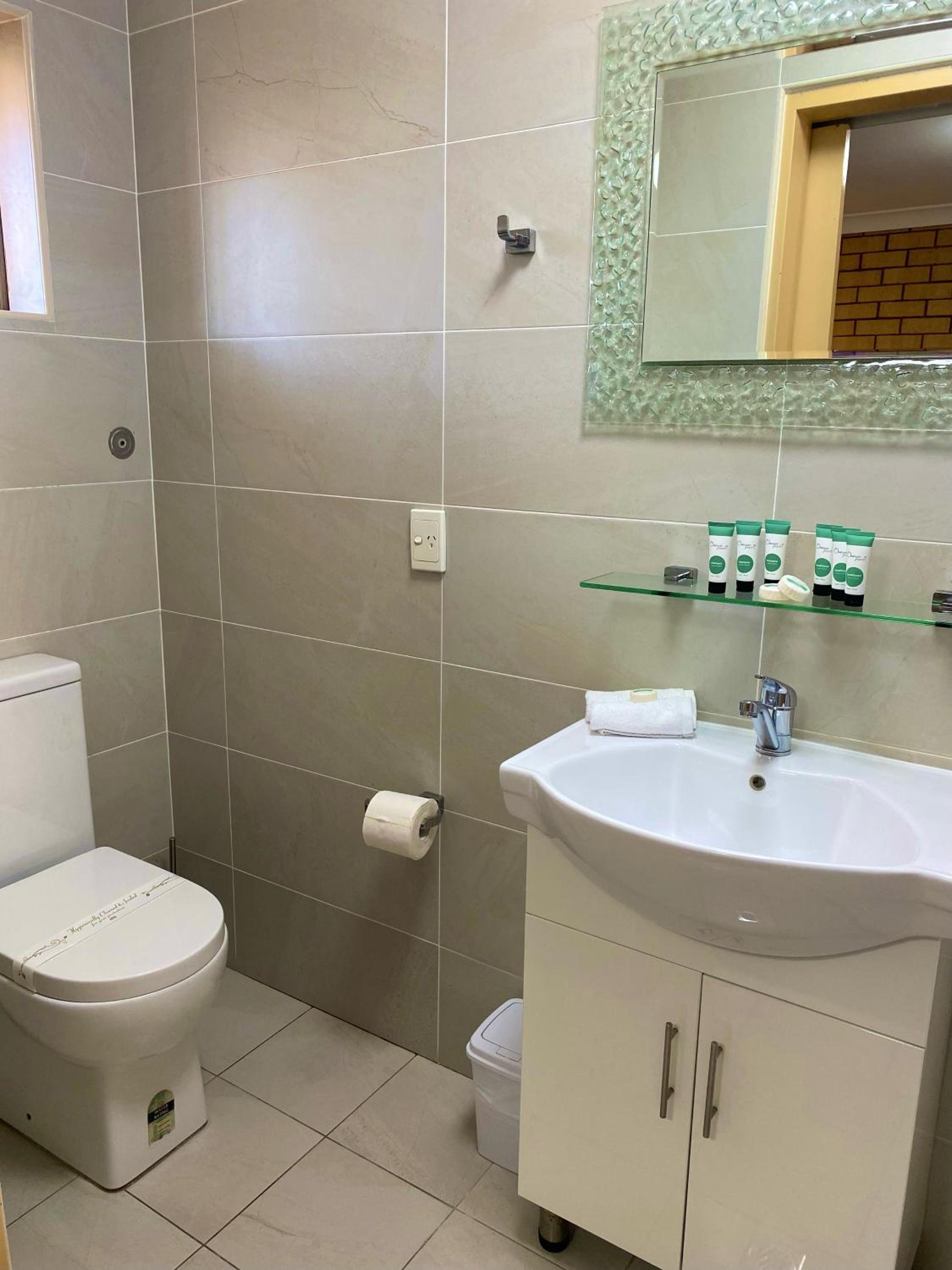 One-Bedroom Apartment (Non Pet-Friendly)