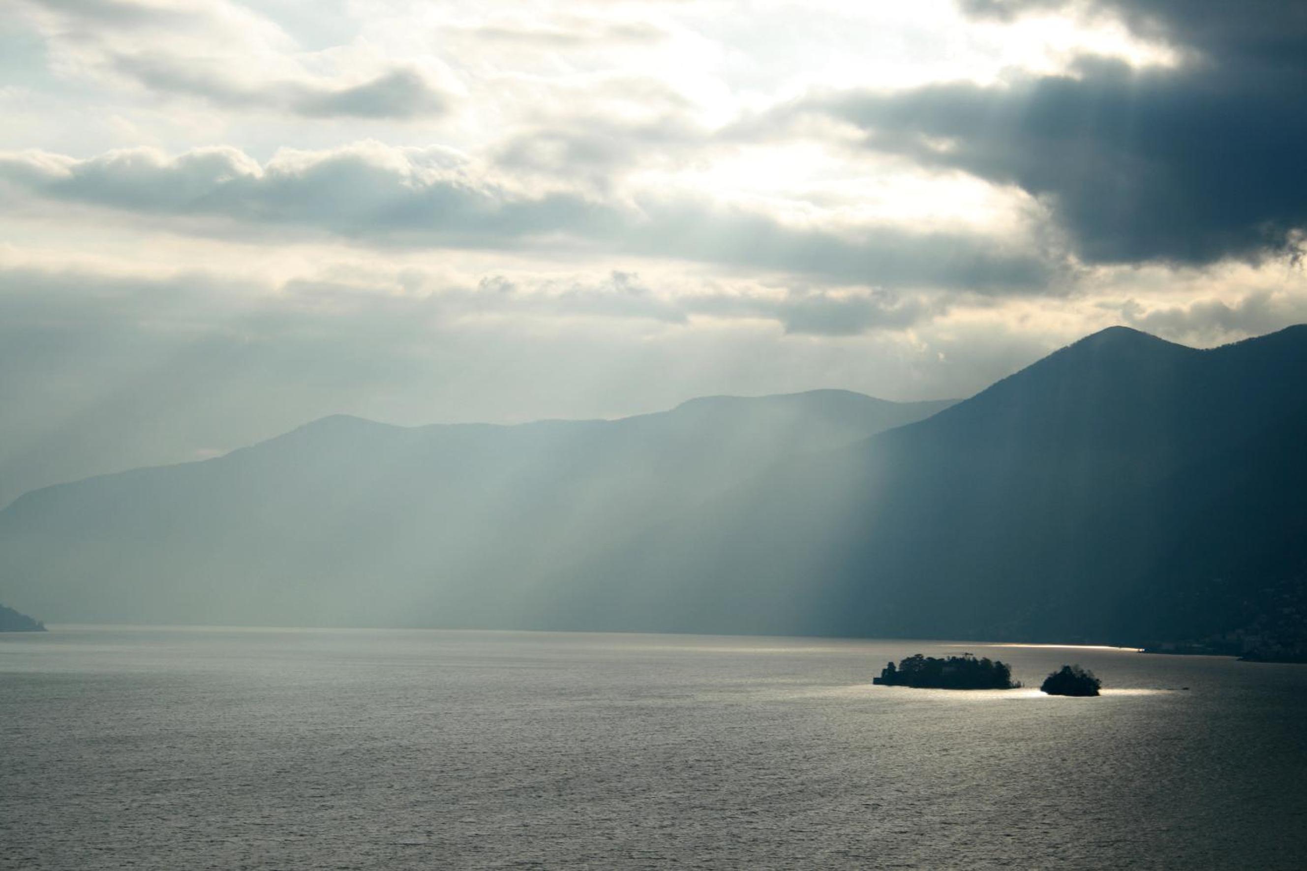 Junior Suite with Balcony and Lake View