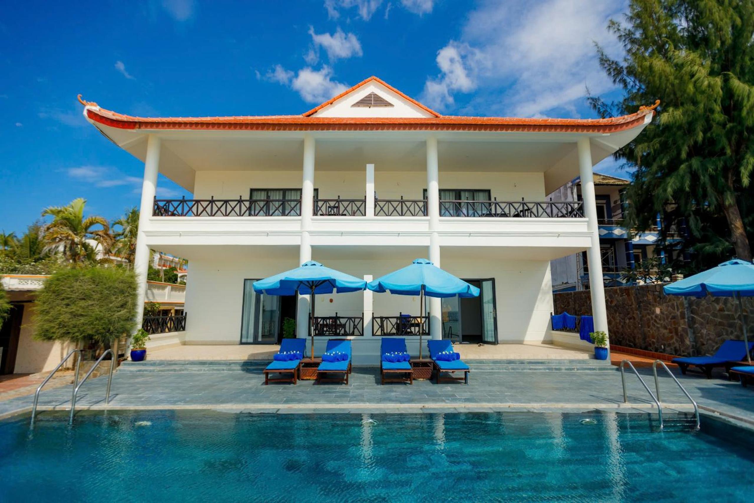 Executive Family Villa